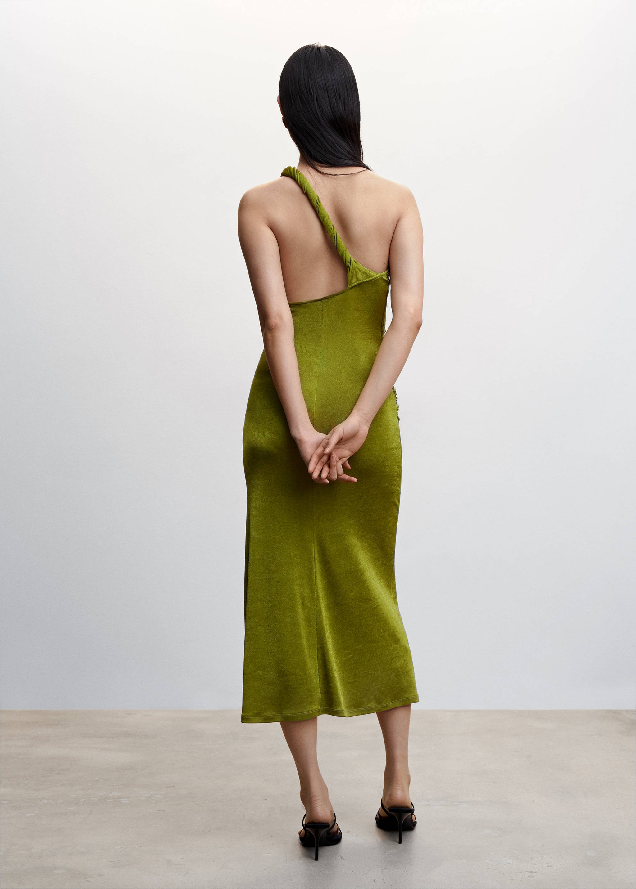 Asymmetric draped gown - Reverse of the article