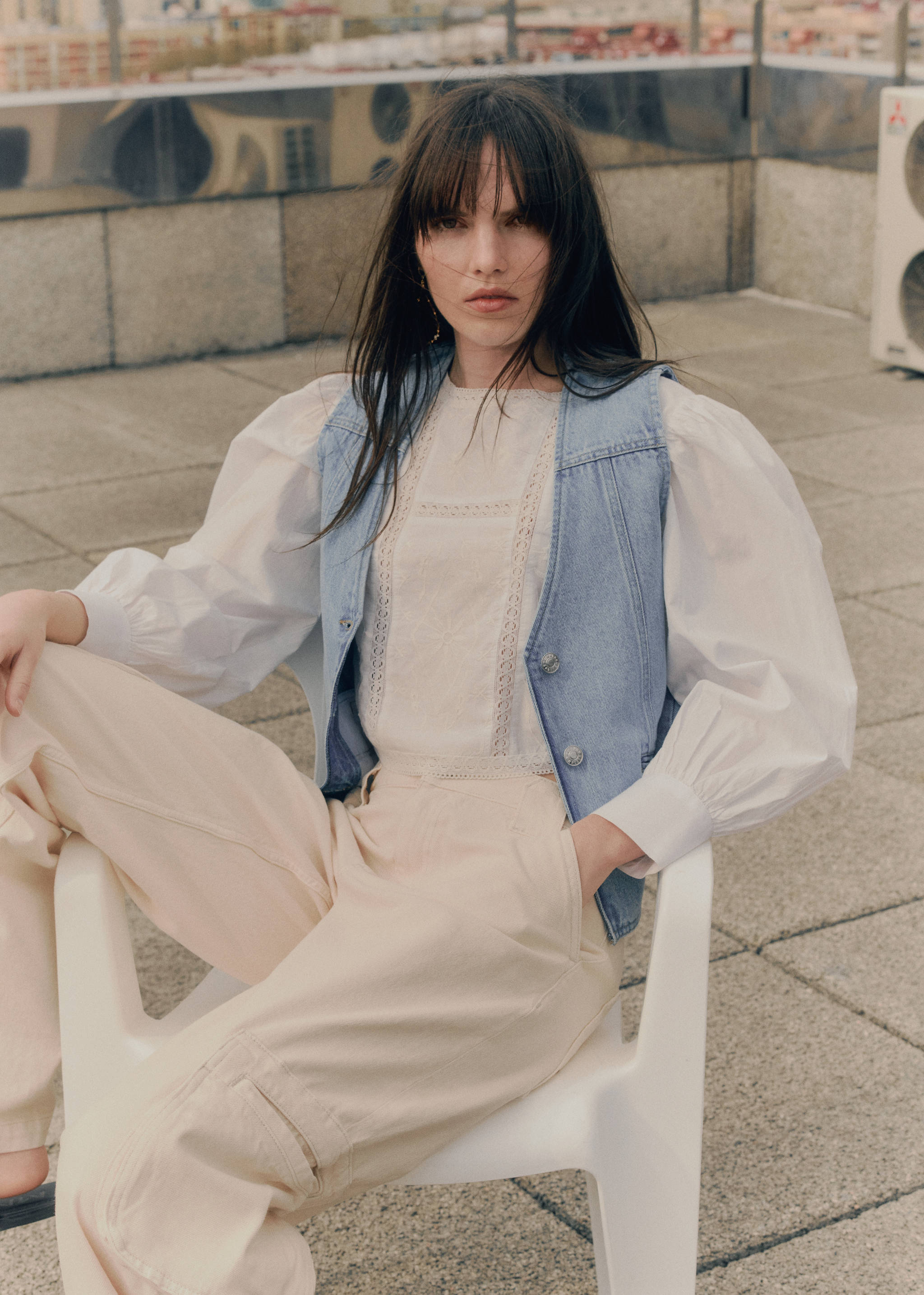 Geborduurde blouse met pofmouwen - Detail van het artikel 6