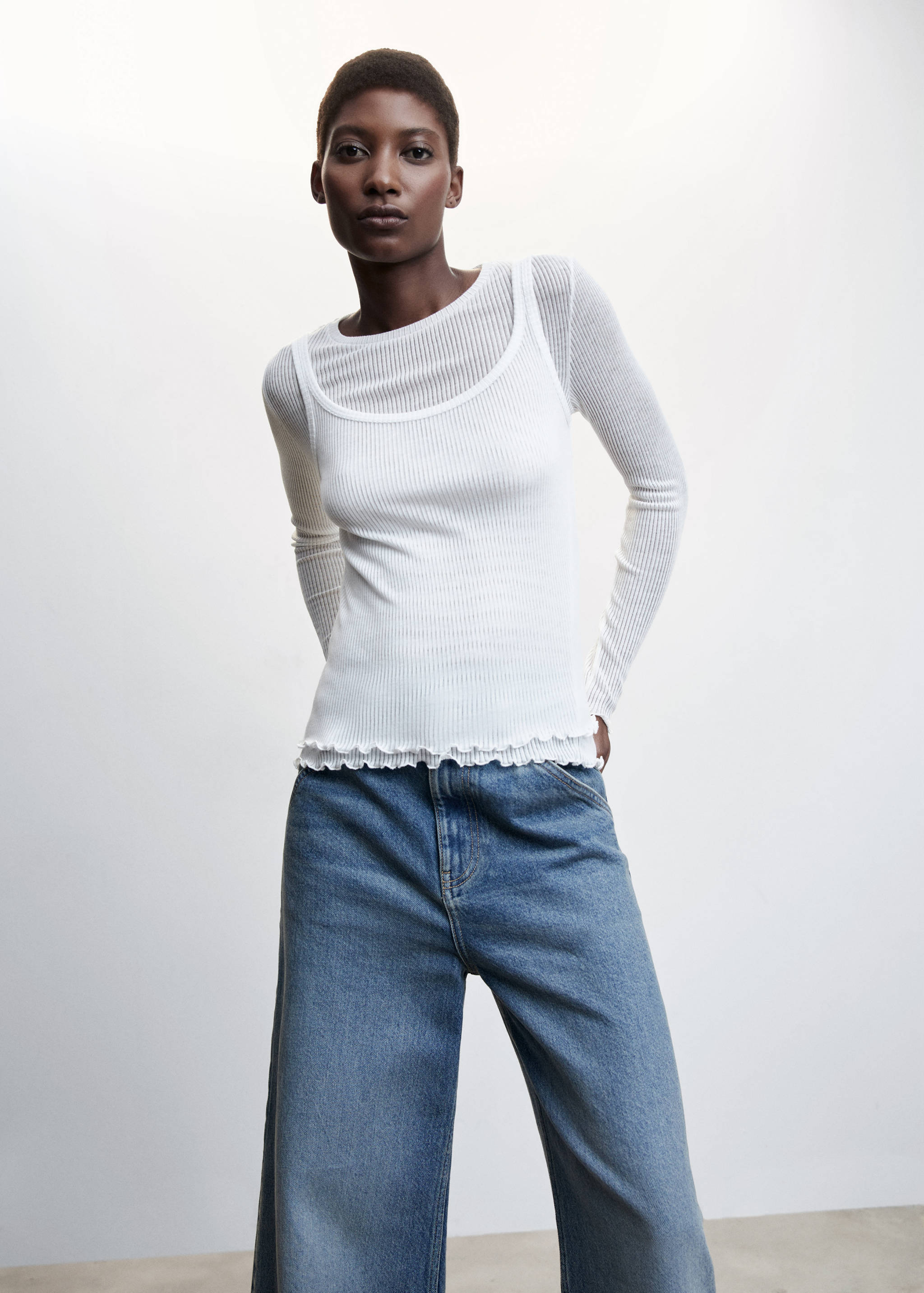 Camiseta combinada top - Plano medio