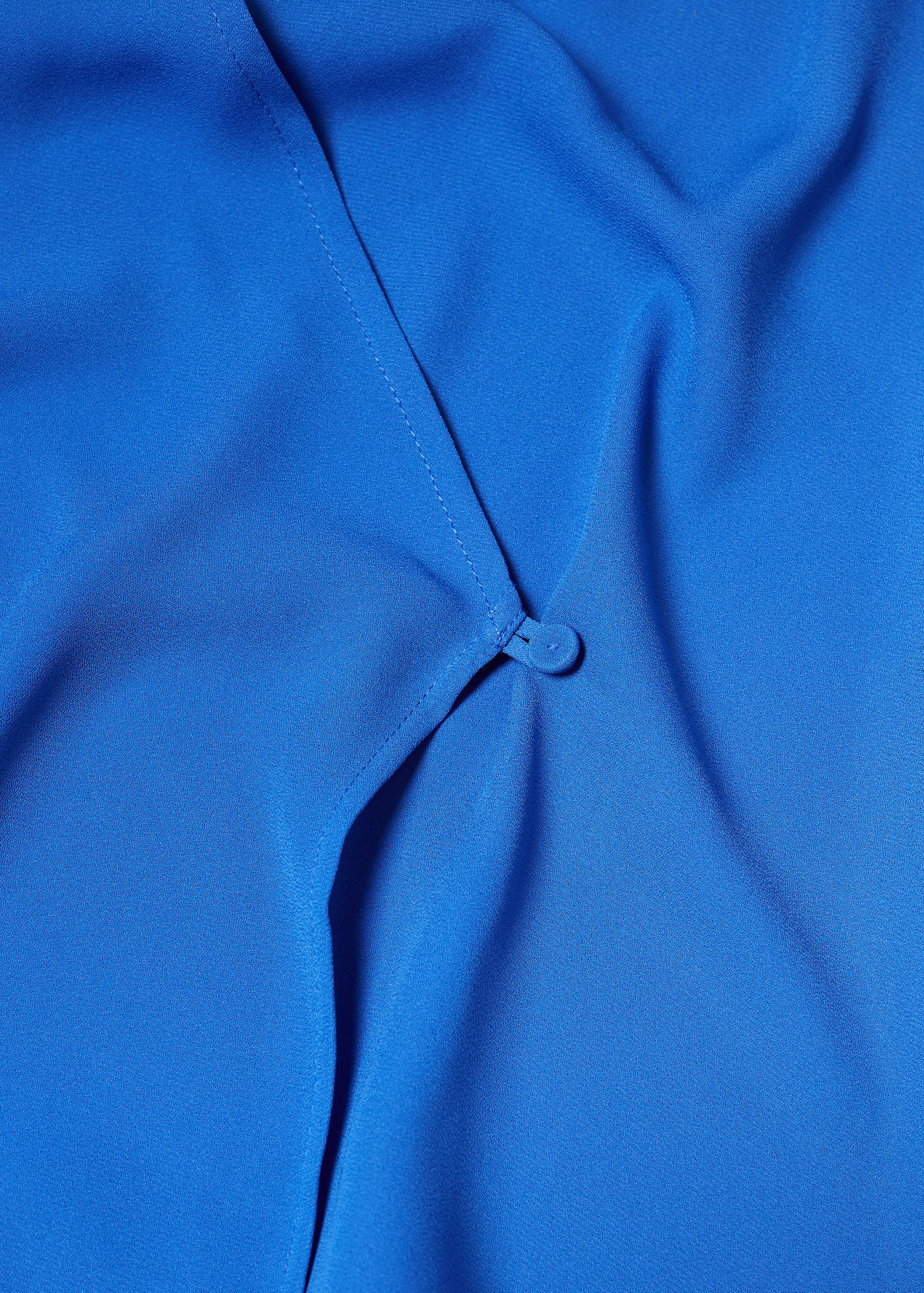 Wrap blouse with button - Details of the article 8