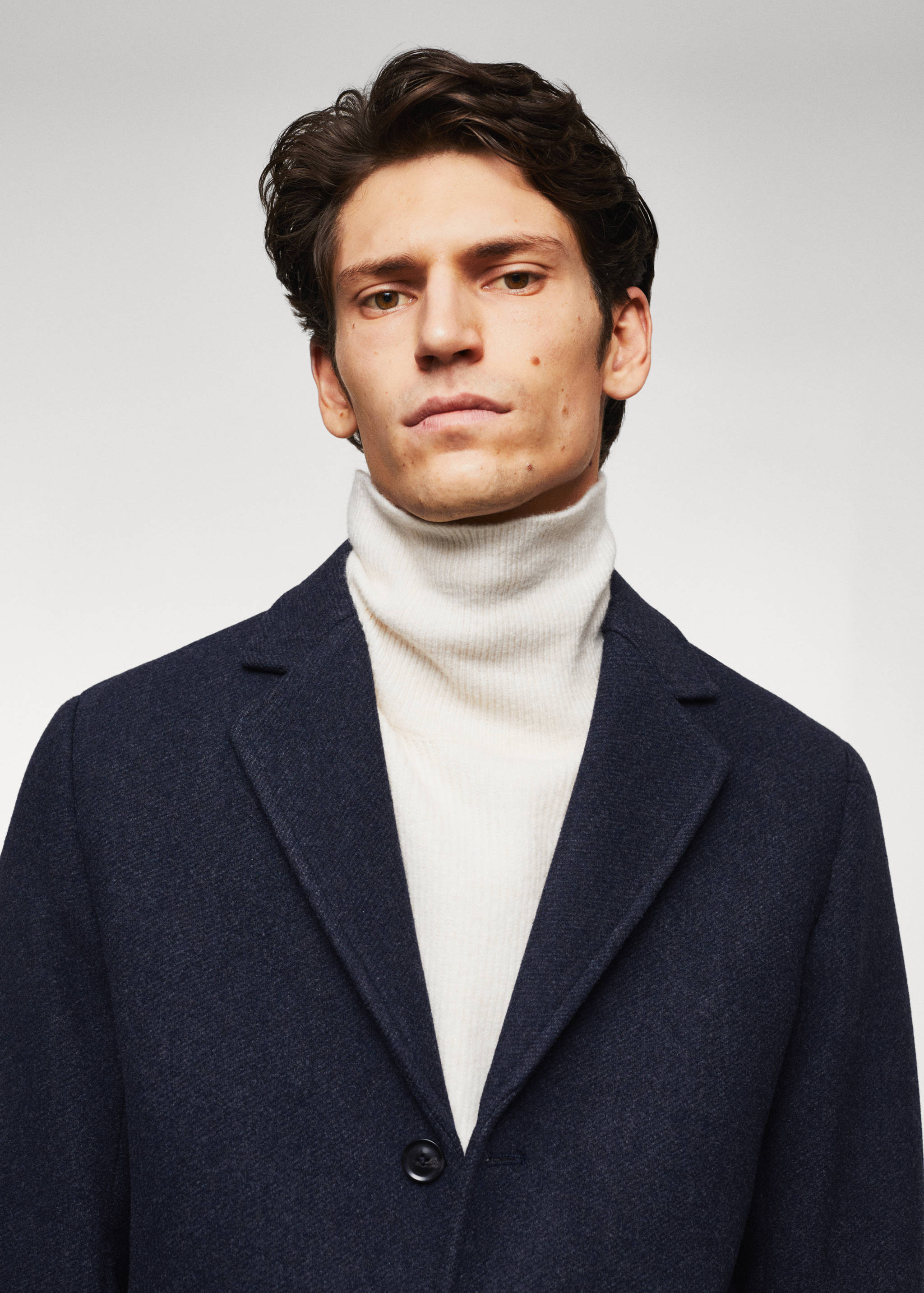 Mantel aus recycelter Wolle - Detail des Artikels 1