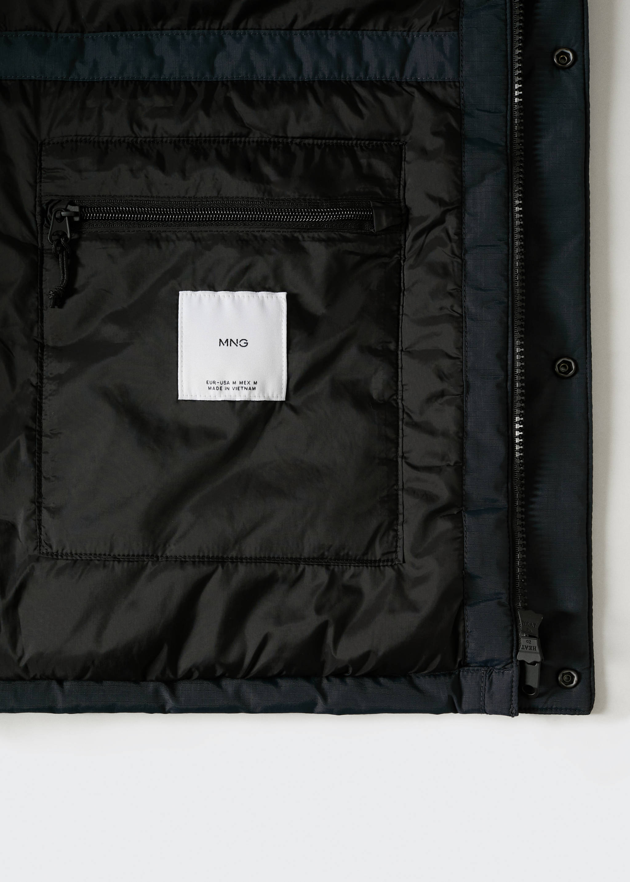 Water-repellent padded parka - Details of the article 8