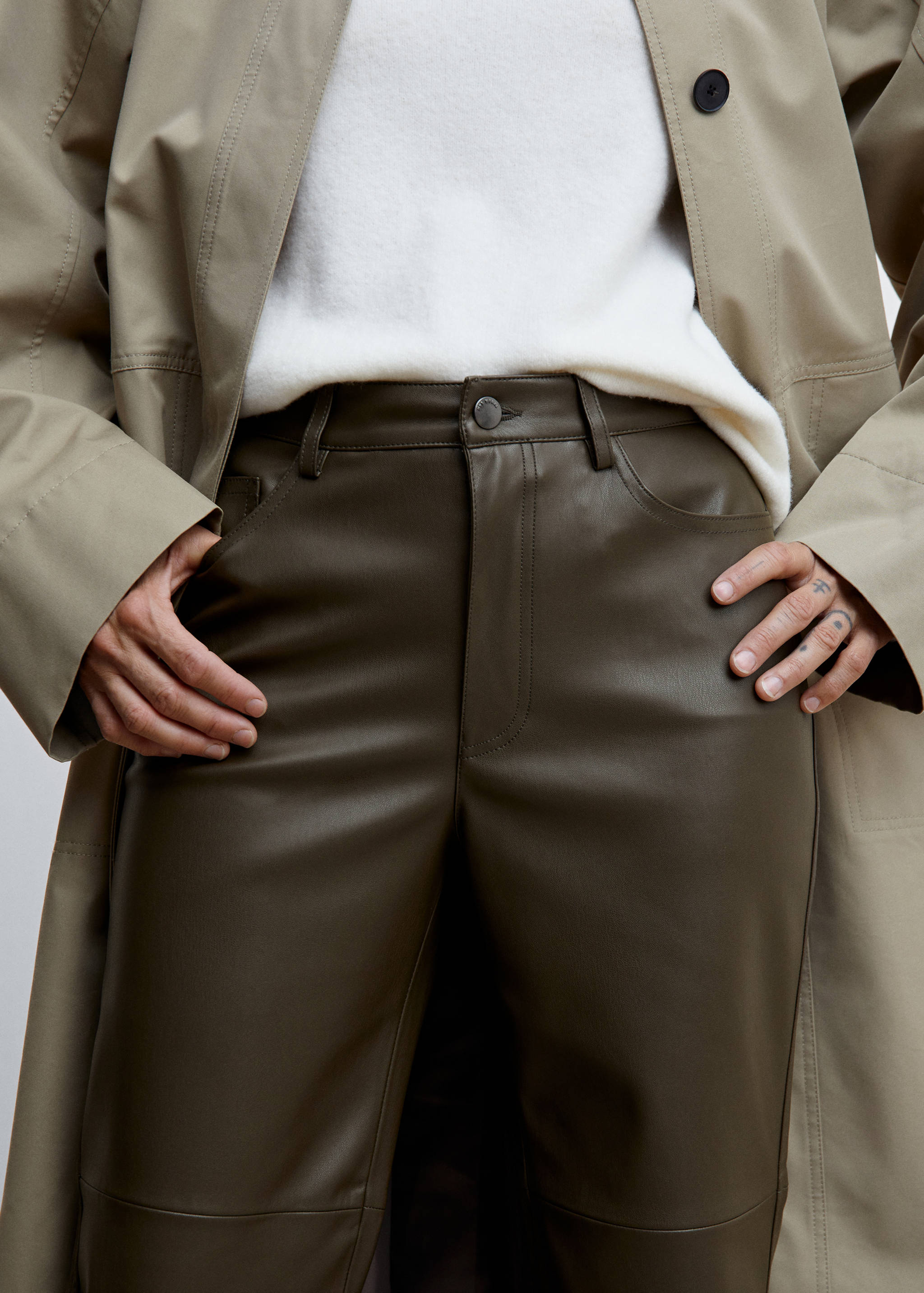 Straight-leg faux-leather trousers - Details of the article 6