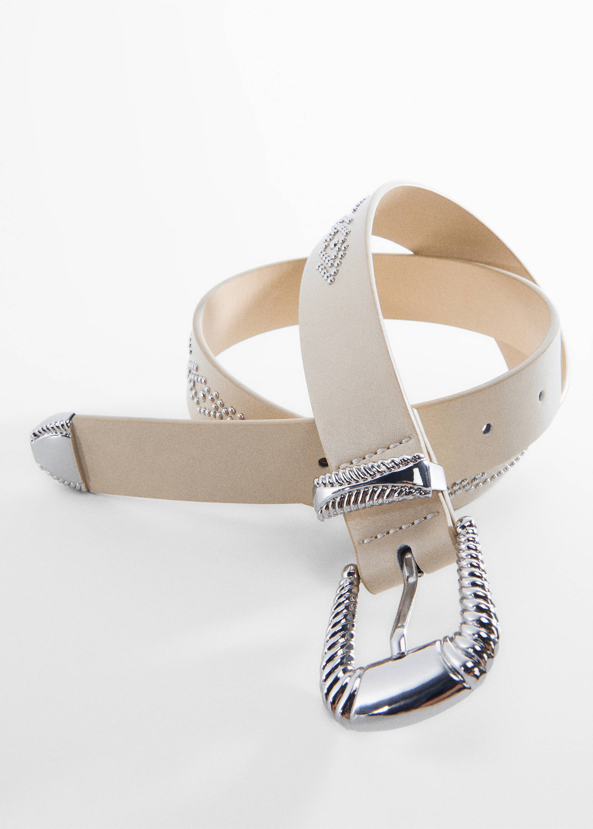 Gürtel mit reliefartig gewölbter Schnalle - Mittlere Ansicht