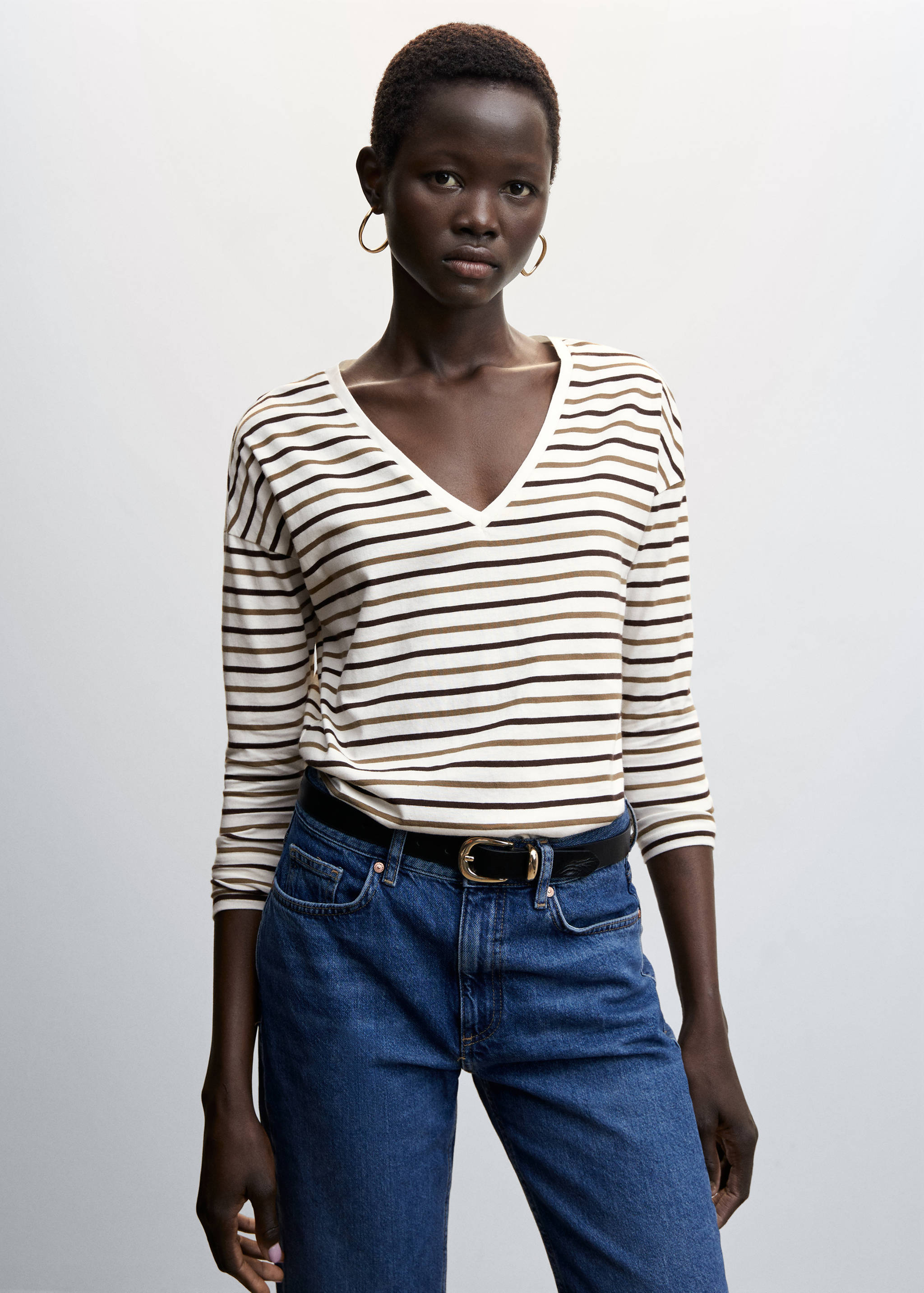 V-neck cotton T-shirt - Medium plane