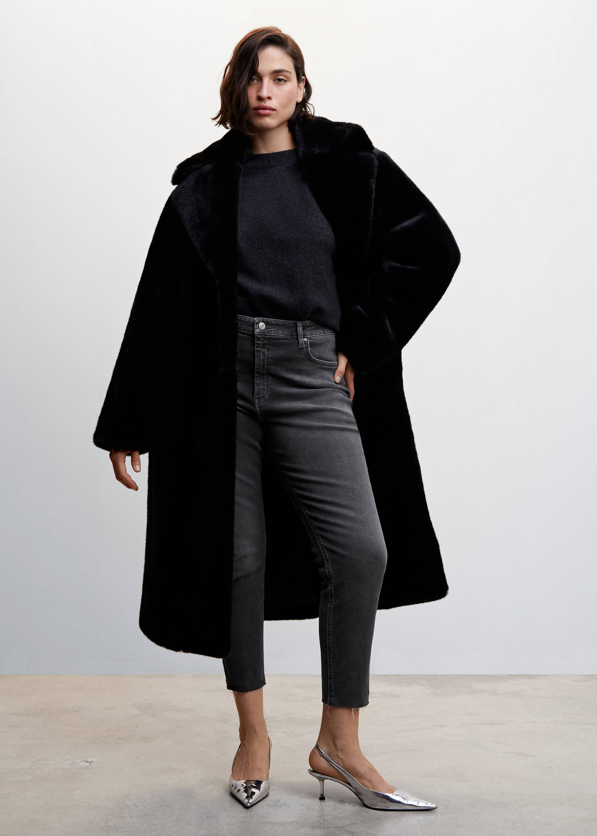 Skinny cropped jeans - Details of the article 3