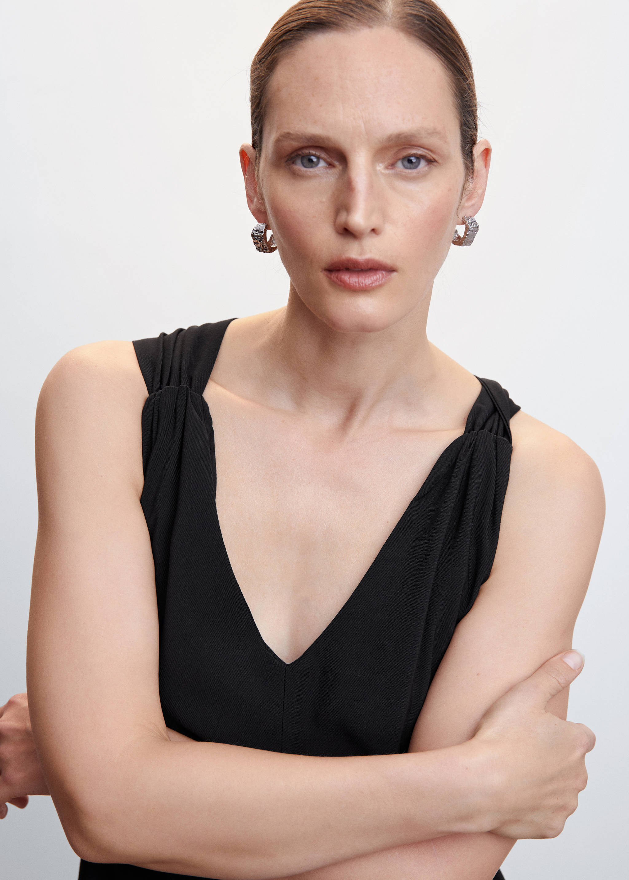 Kurzer Jumpsuit mit Wickeldesign - Detail des Artikels 1