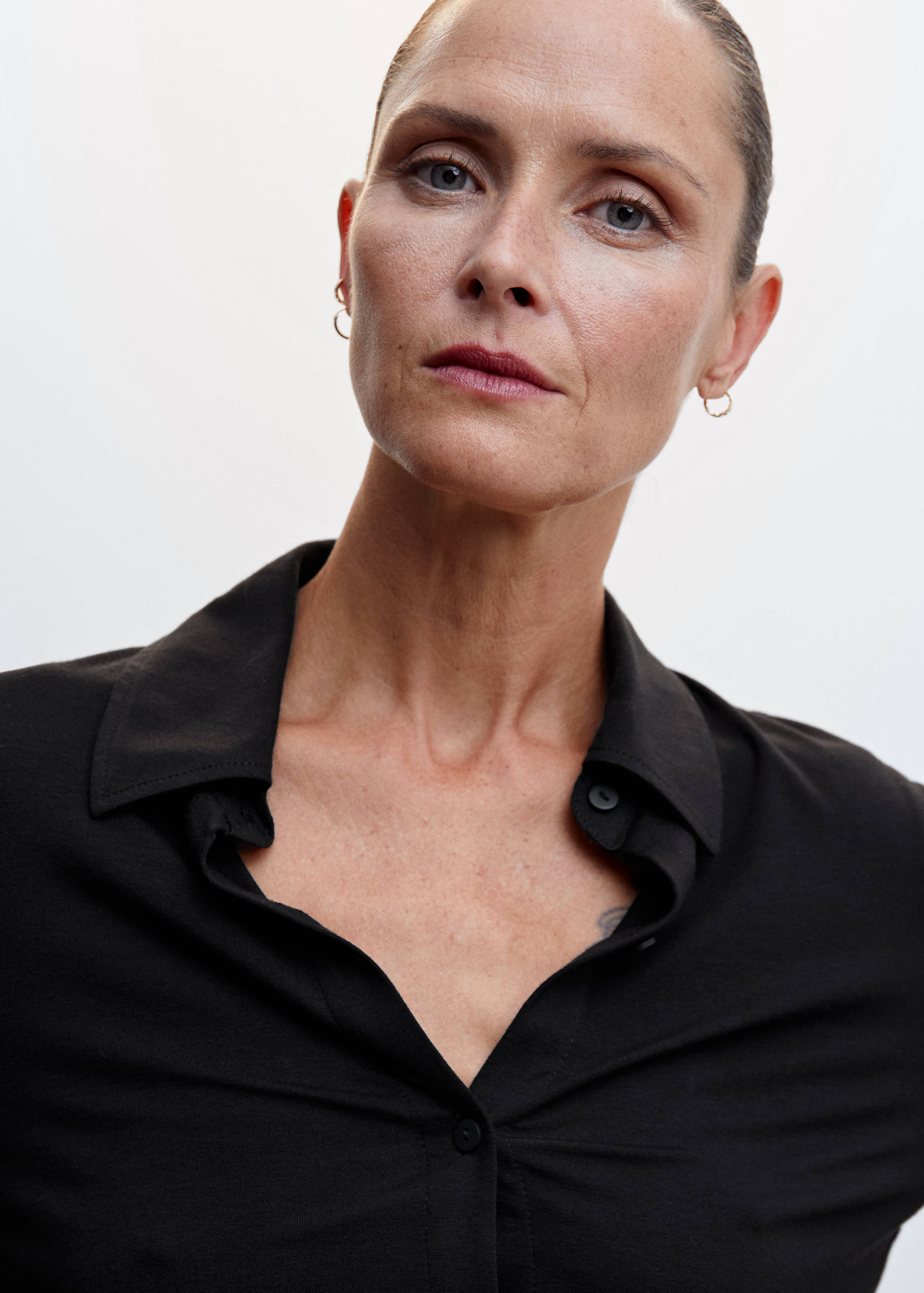 Fließende Bluse mit Knöpfen - Detail des Artikels 2