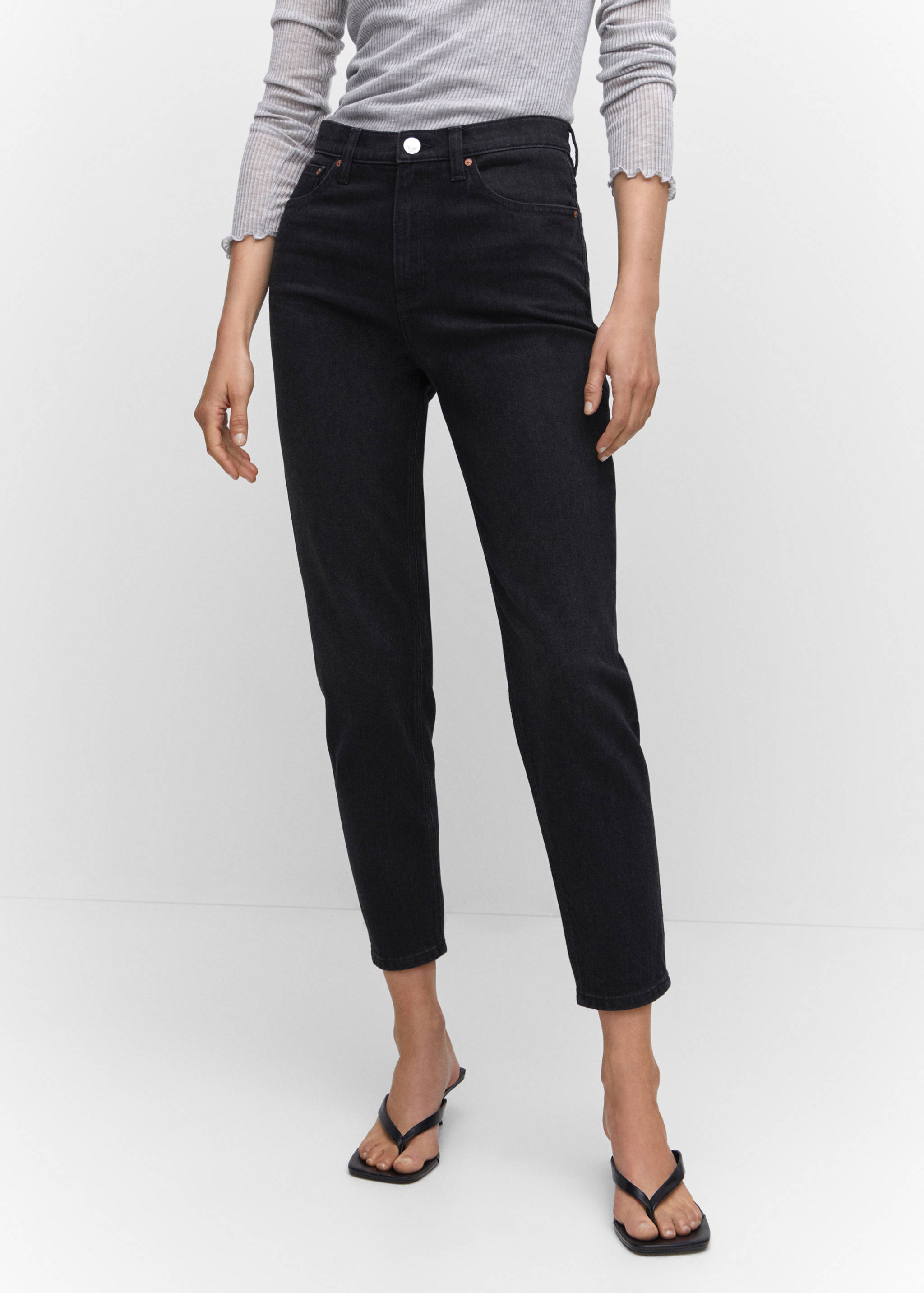 Comfort Mom-Jeans mit hoher Bundhöhe - Mittlere Ansicht