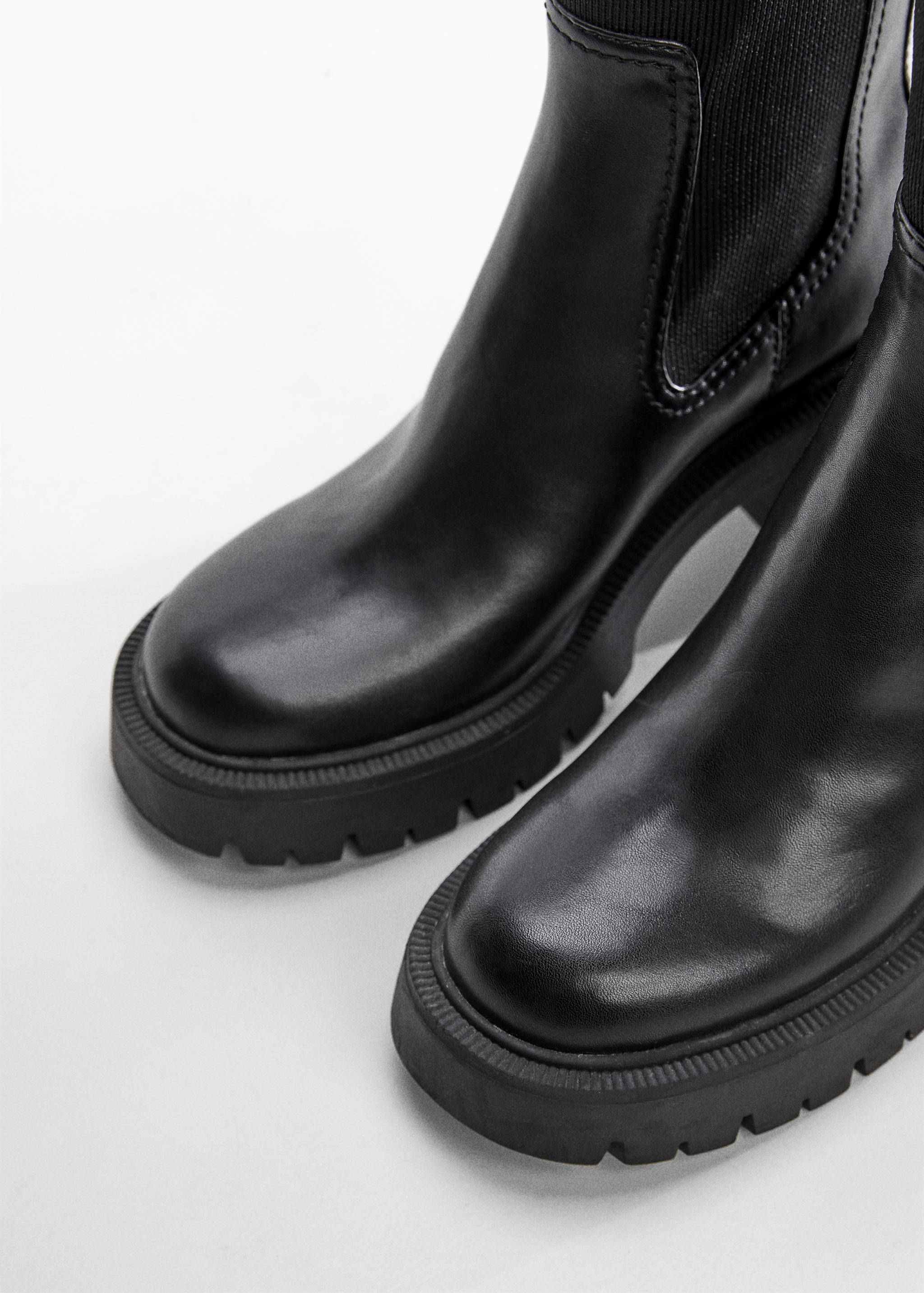 Botín suela track - Detalle del artículo 2