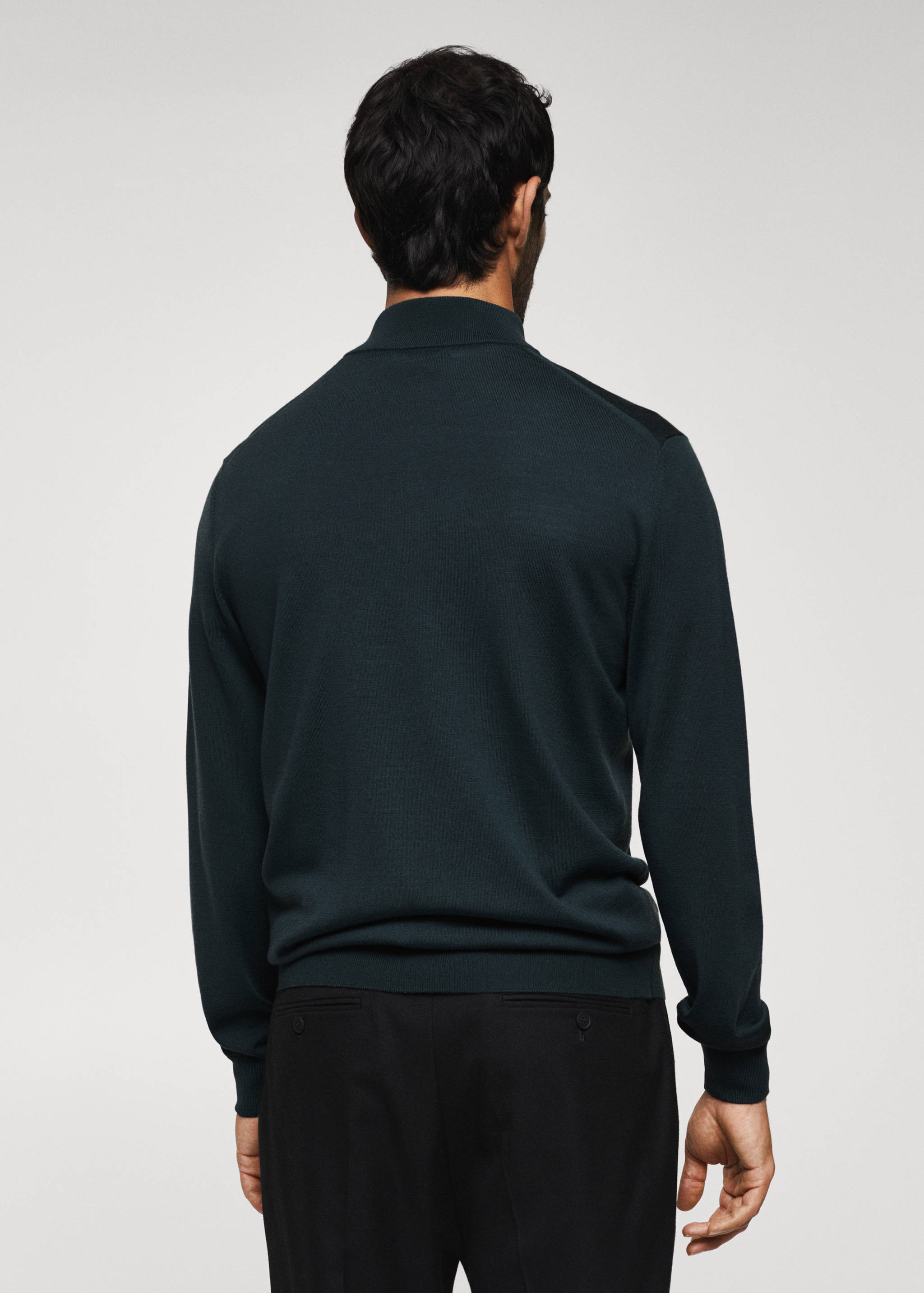 100% merino wool sweater - Reverse of the article