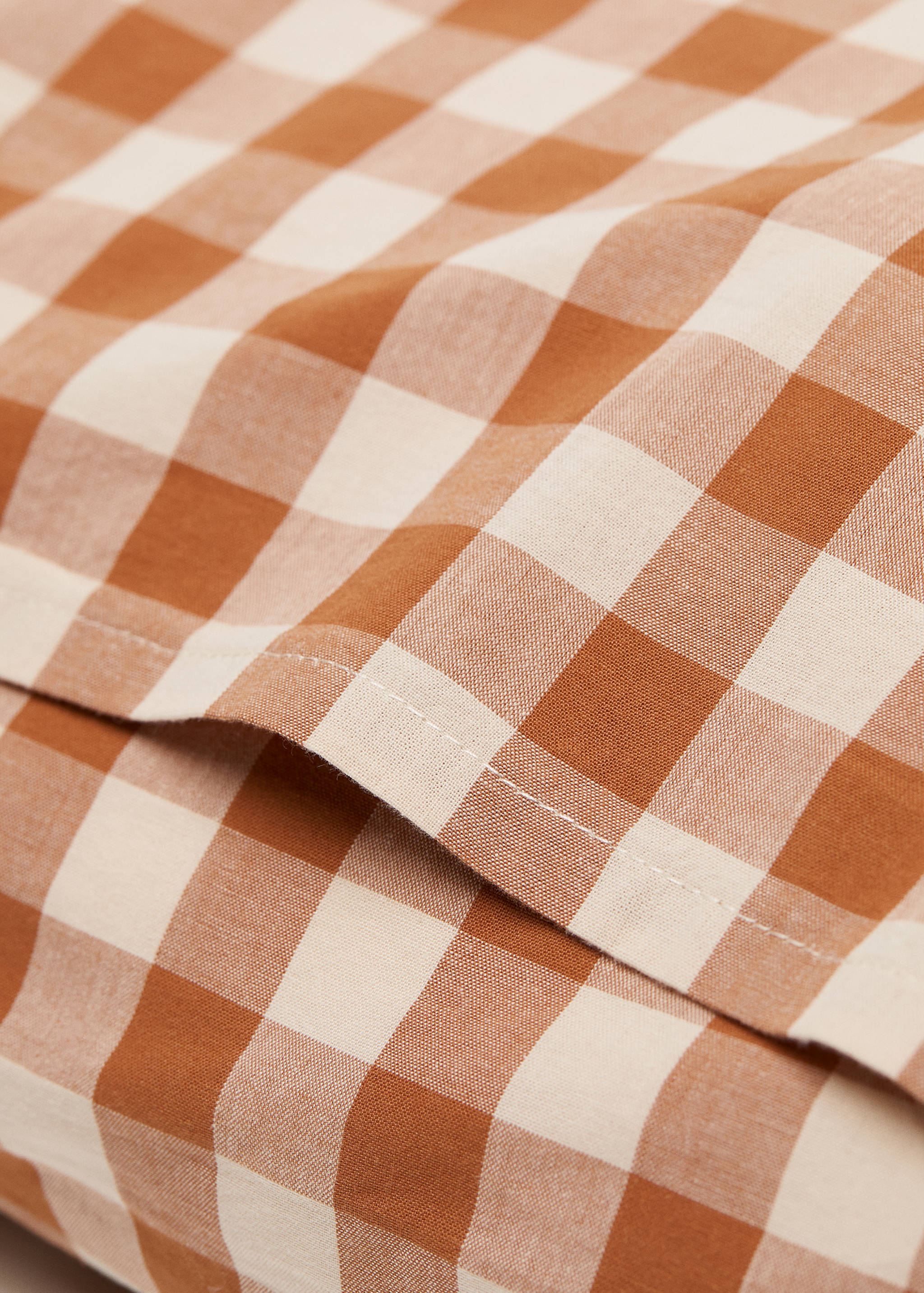 100% cotton gingham check cushion covers 60x60cm (Pack of 2) - Details of the article 2