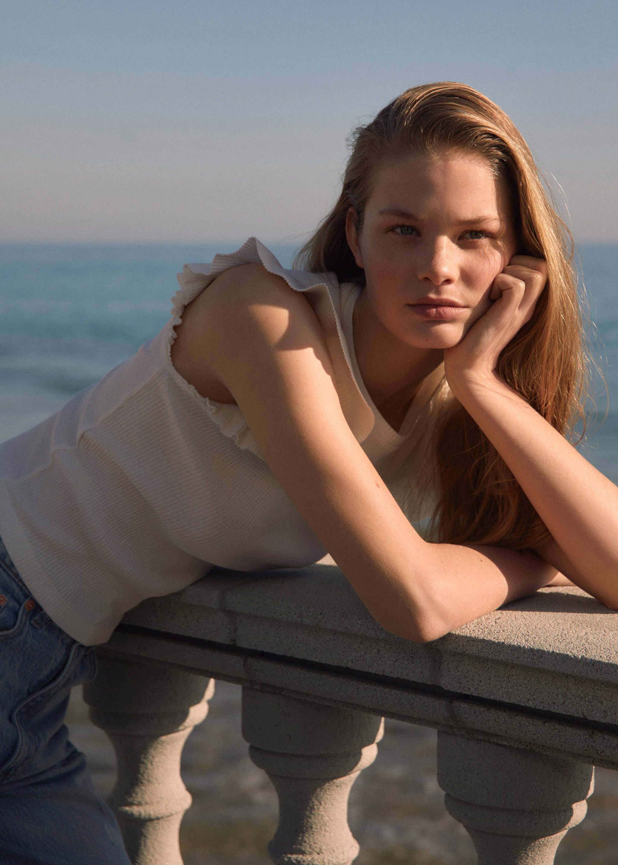 Ruffled detail T-shirt - Details of the article 5