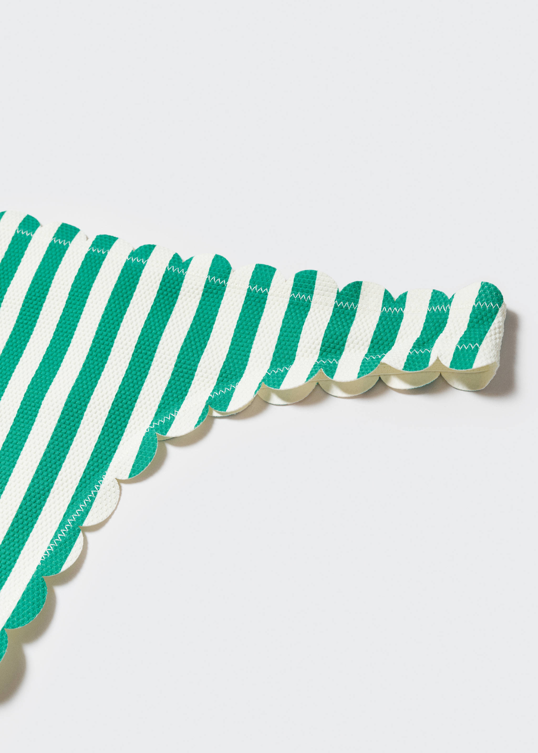 Brazilian bikini bottom with scallops - Details of the article 8