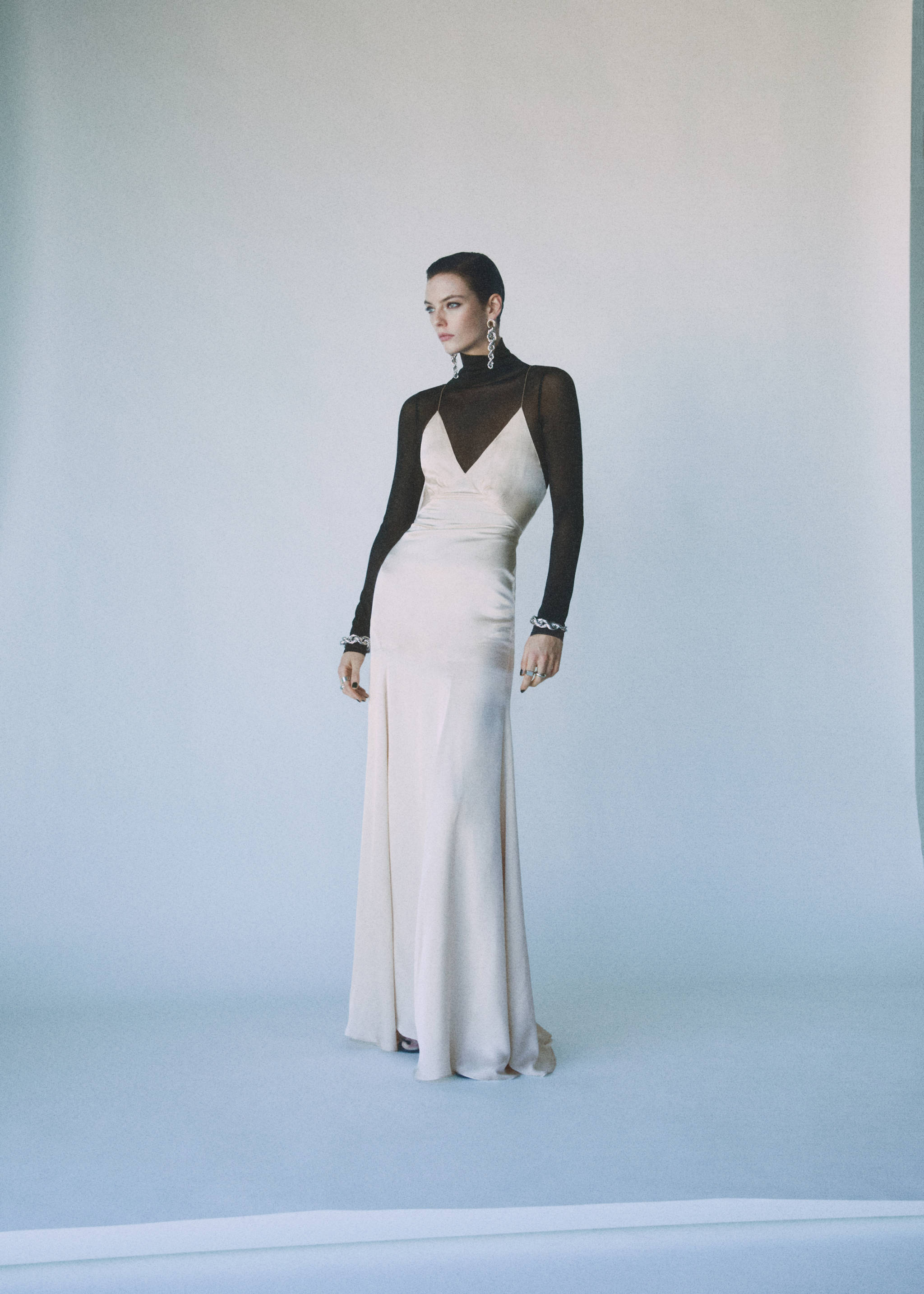 Satin cross-back dress - Details of the article 7