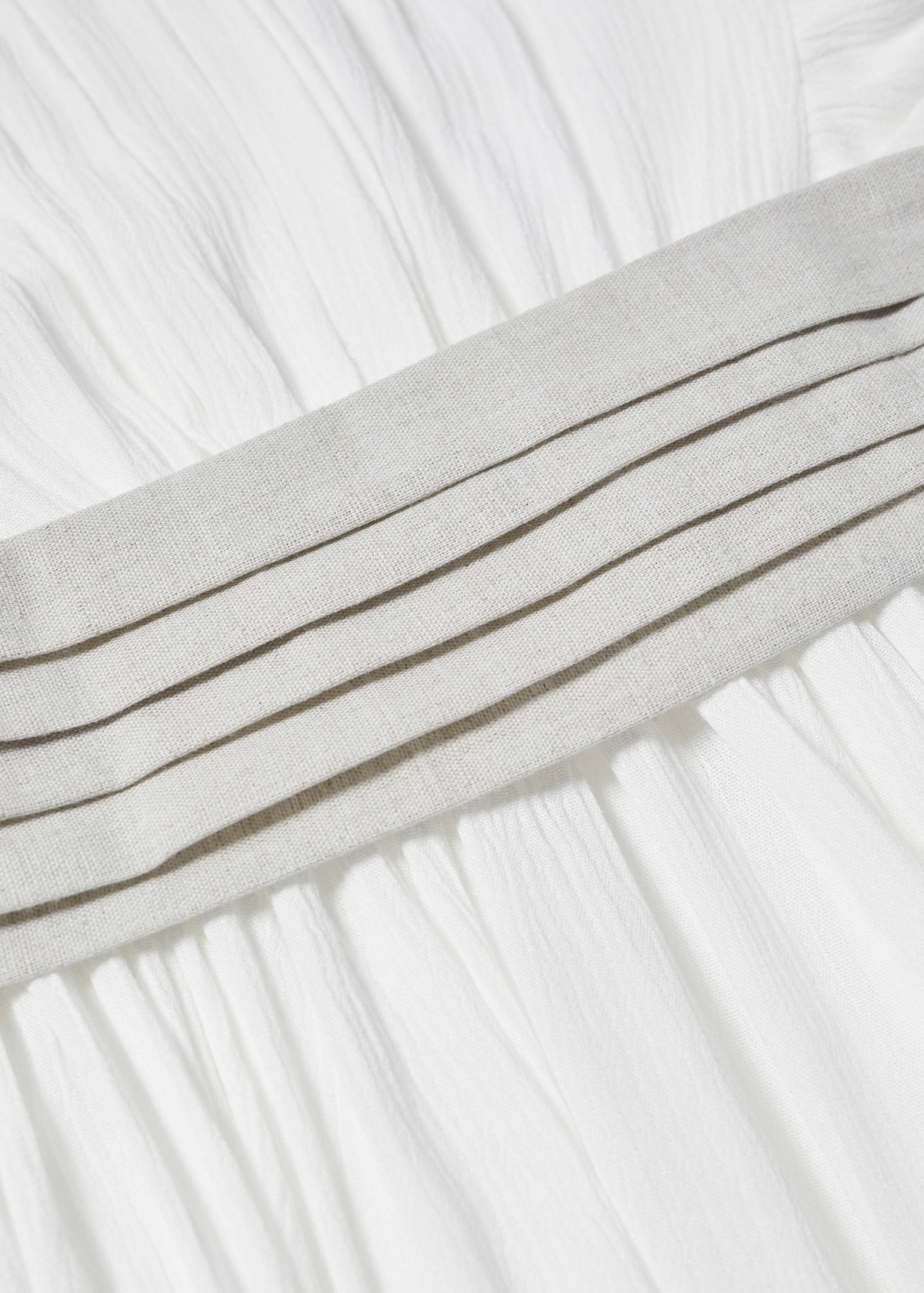 Ruffled sleeve dress - Details of the article 0