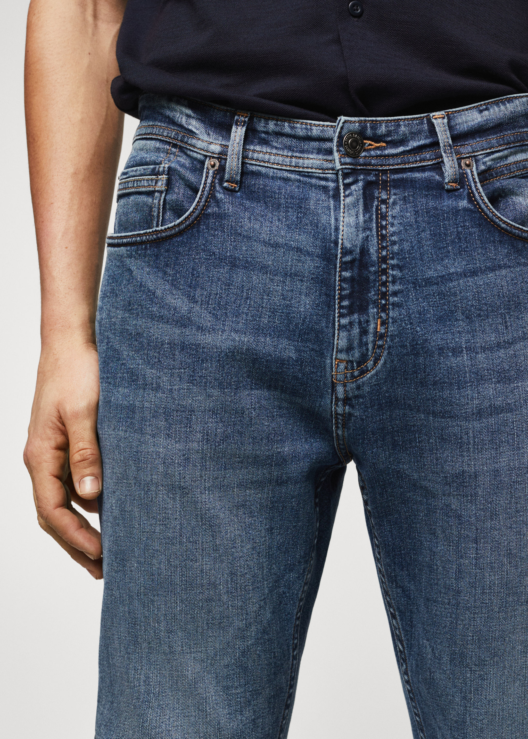 Tom tapered fit jeans - Details of the article 1