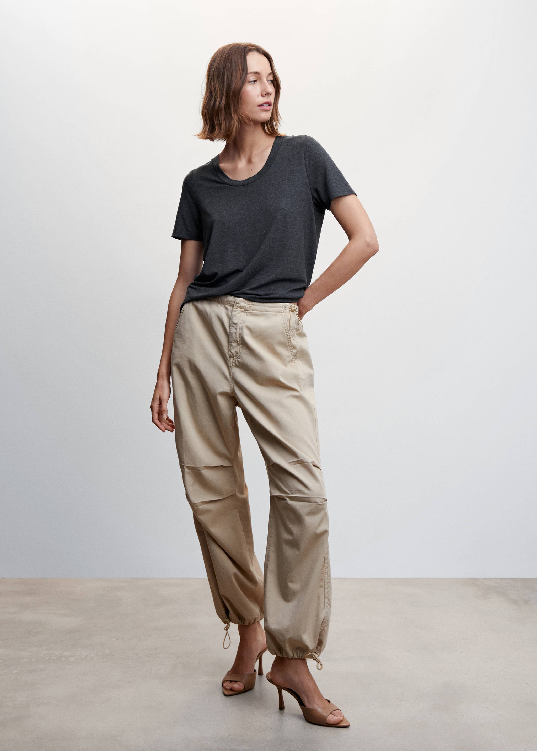 Rounded neck t-shirt - General plane