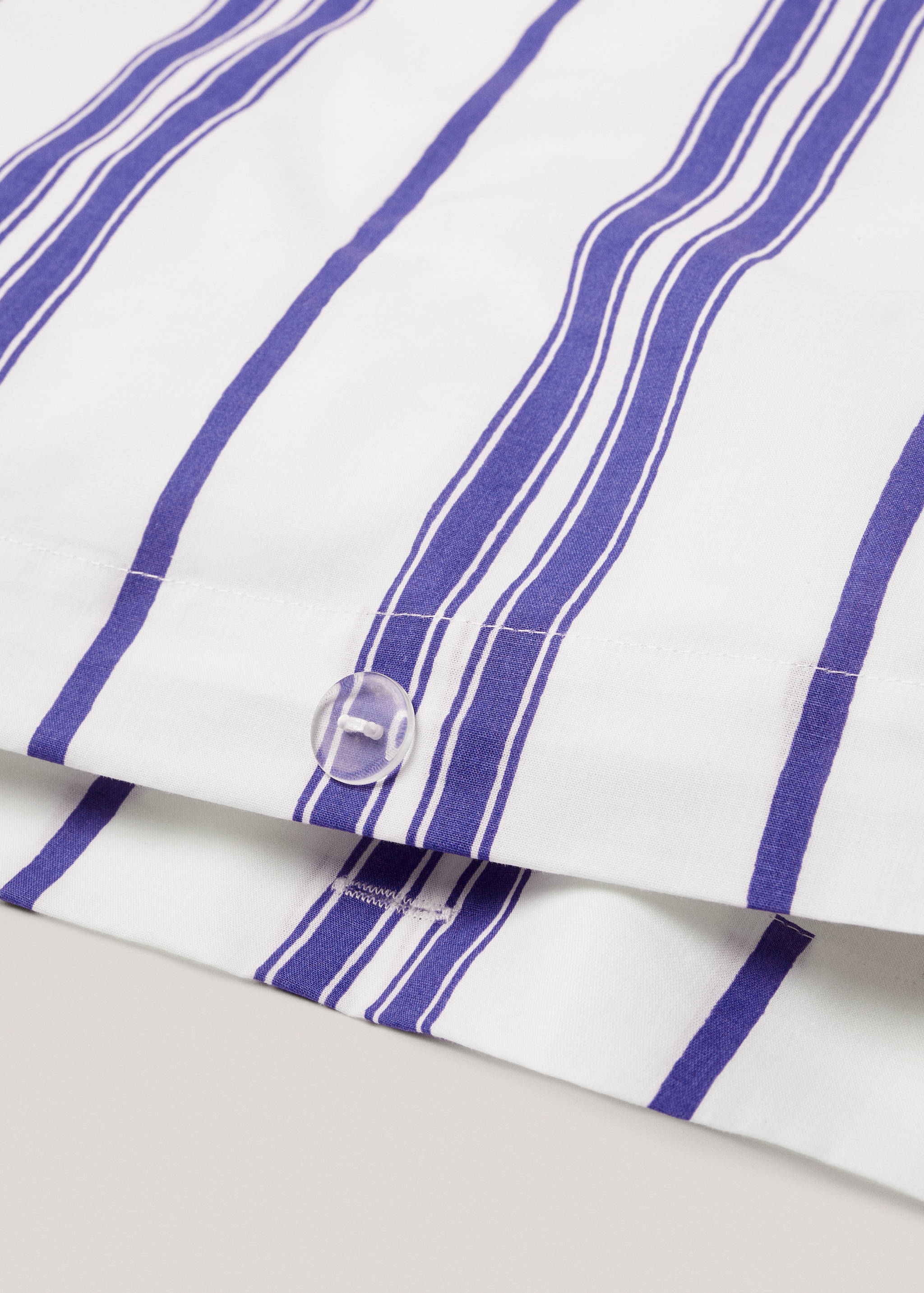 Striped print duvet cover queen bed - Details of the article 1