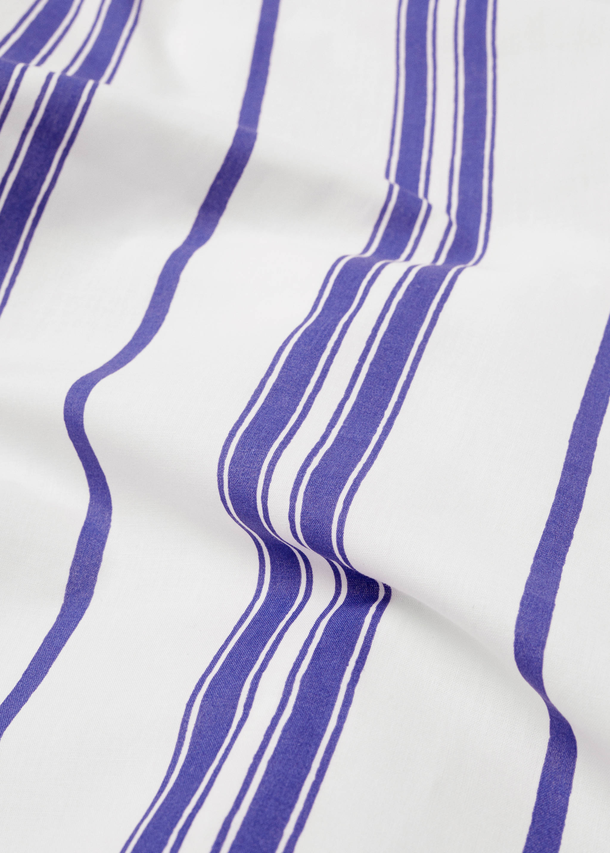 Striped print duvet cover queen bed - Details of the article 2