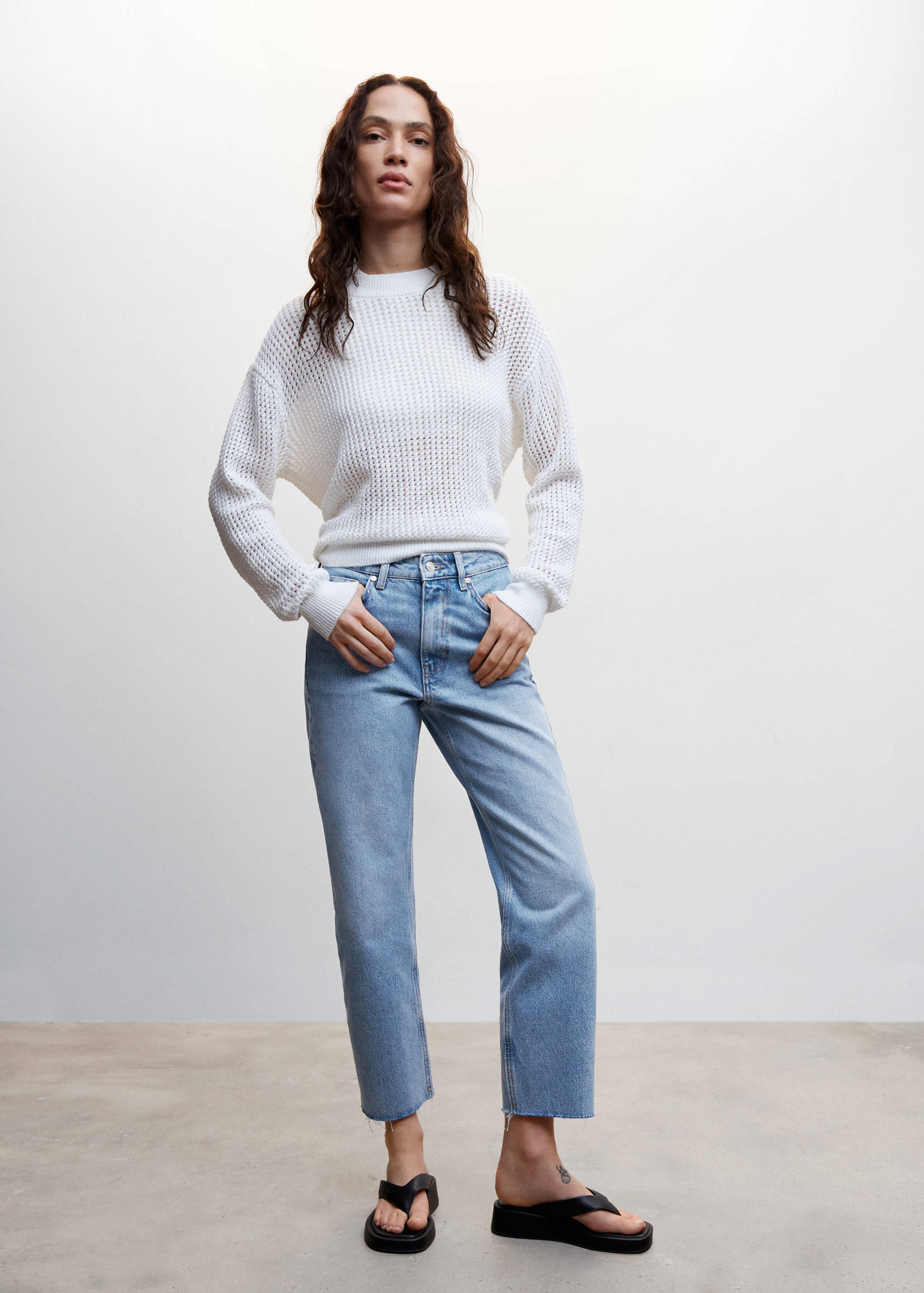 Straight jeans with frayed hem   - General plane