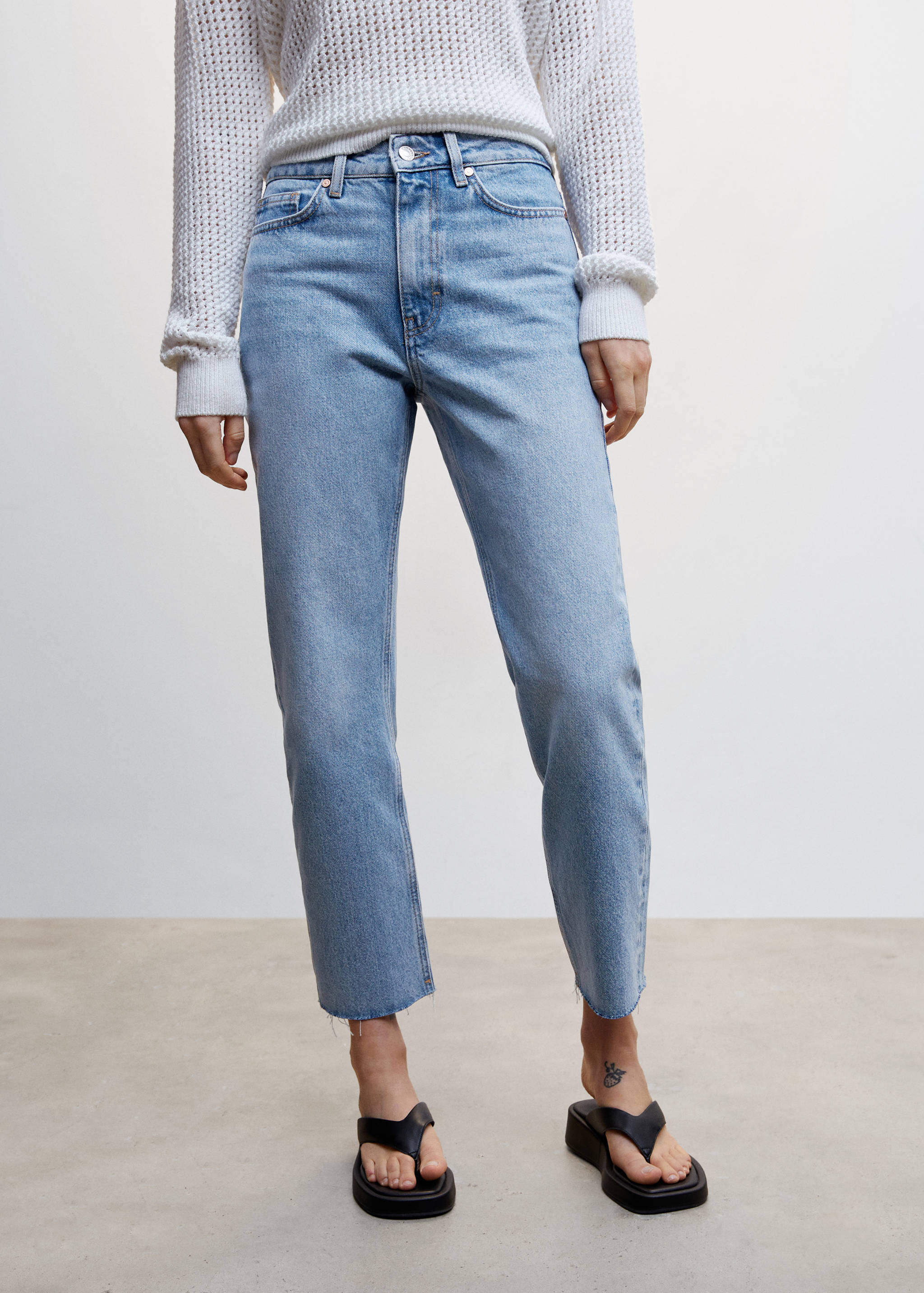 Straight jeans with frayed hem   - Medium plane