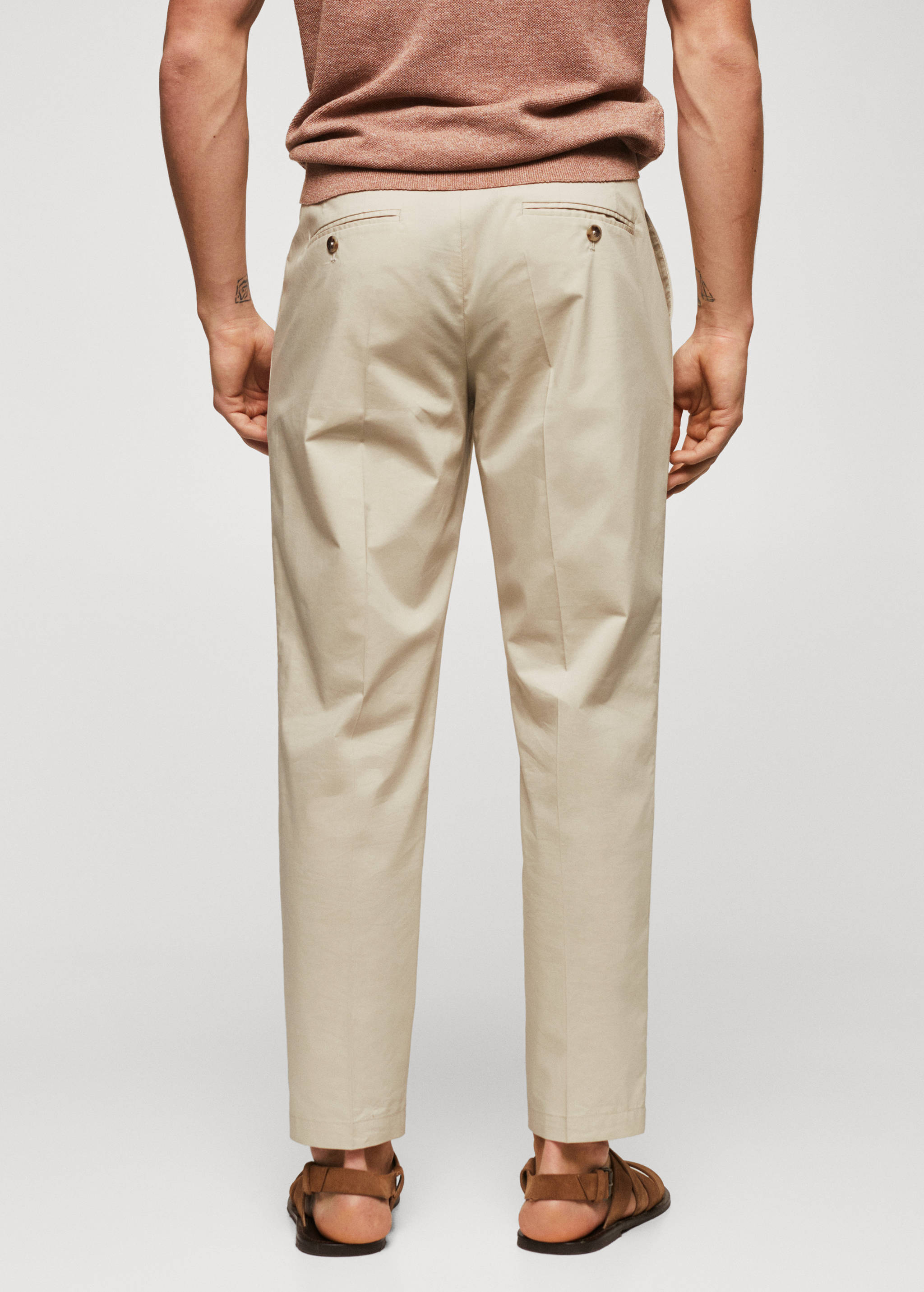 Cotton pleated trousers - Reverse of the article