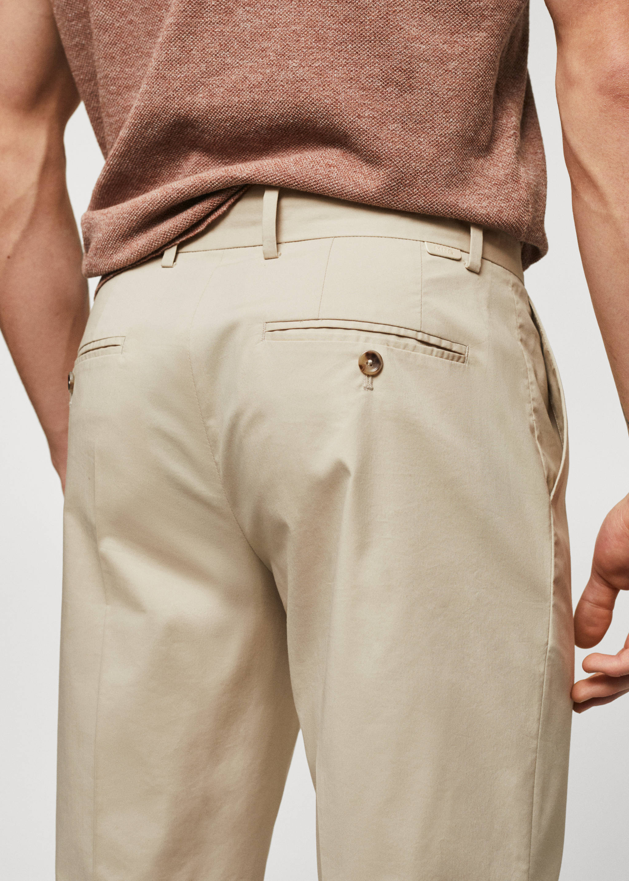 Cotton pleated trousers - Details of the article 2
