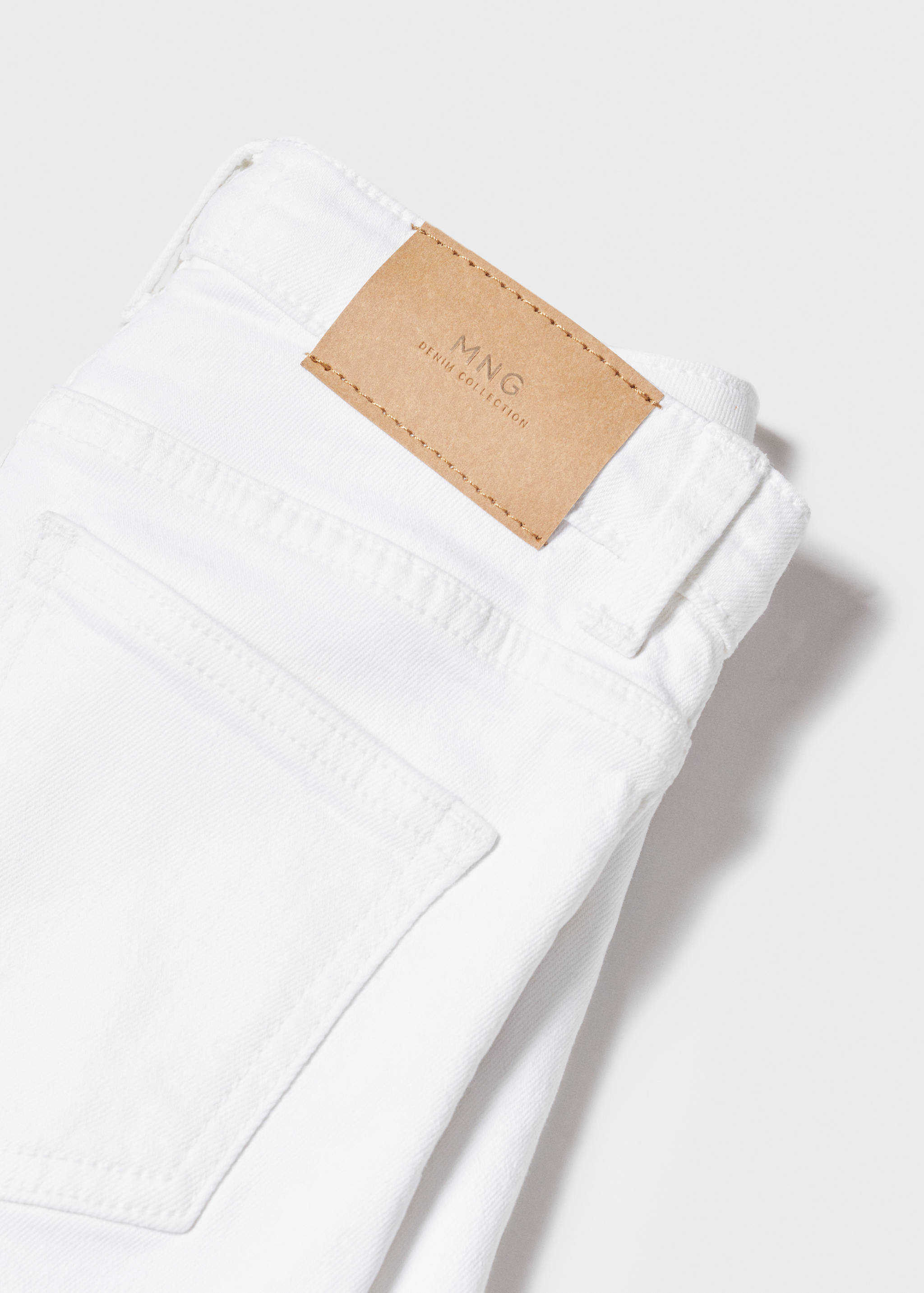 Frayed denim shorts - Details of the article 8