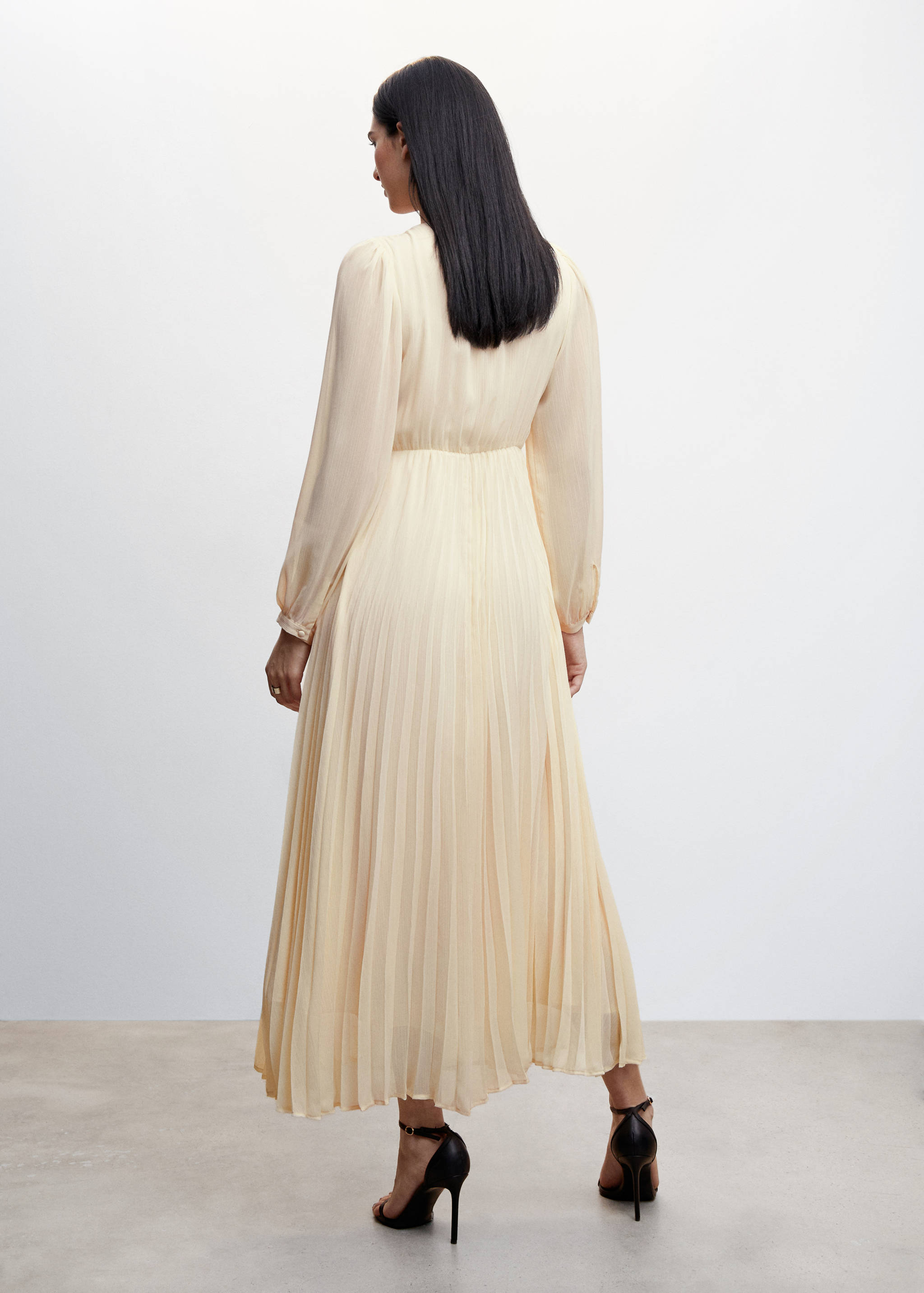 Pleated detail dress - Reverse of the article