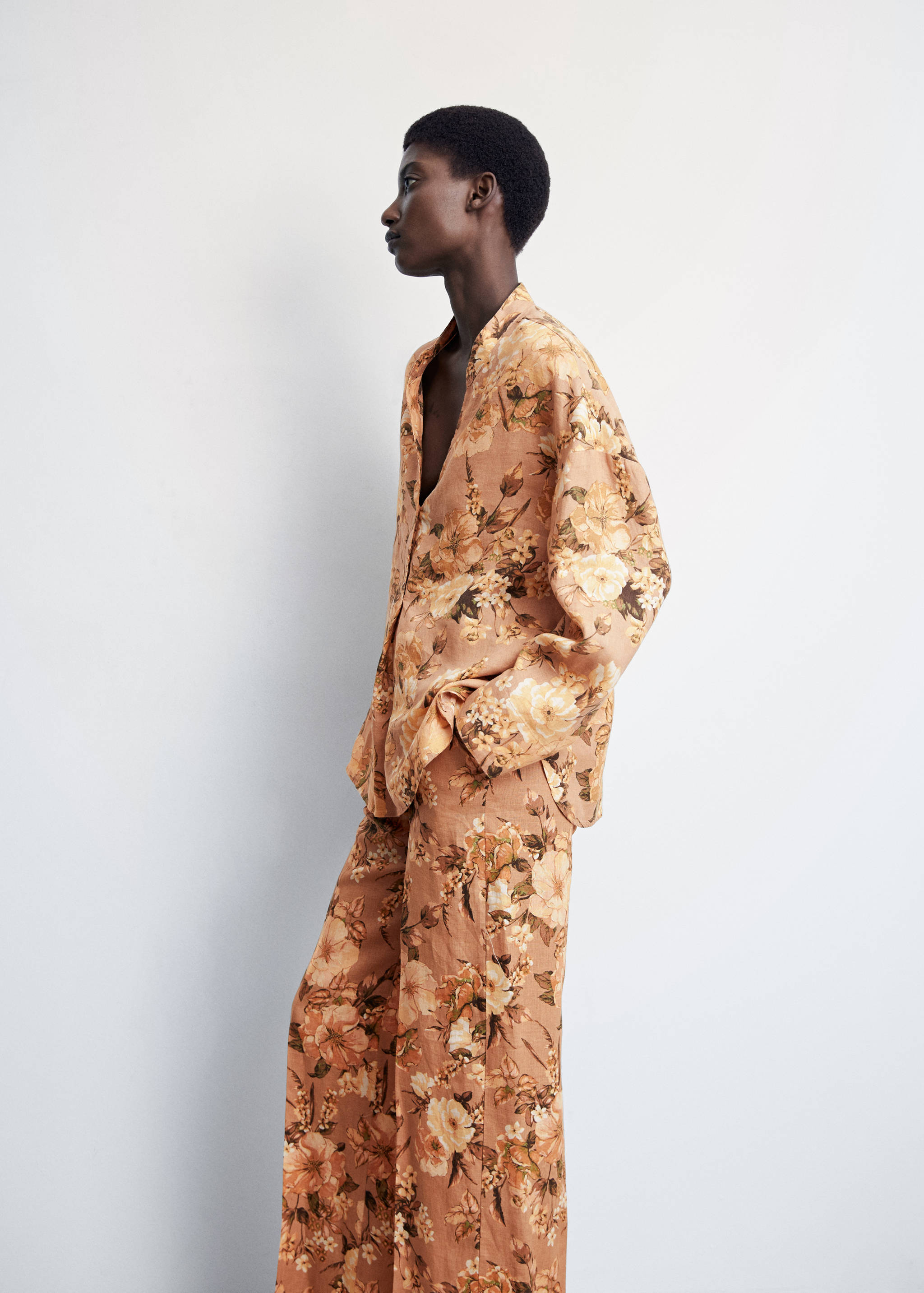 Floral linen-blend blouse - Details of the article 2