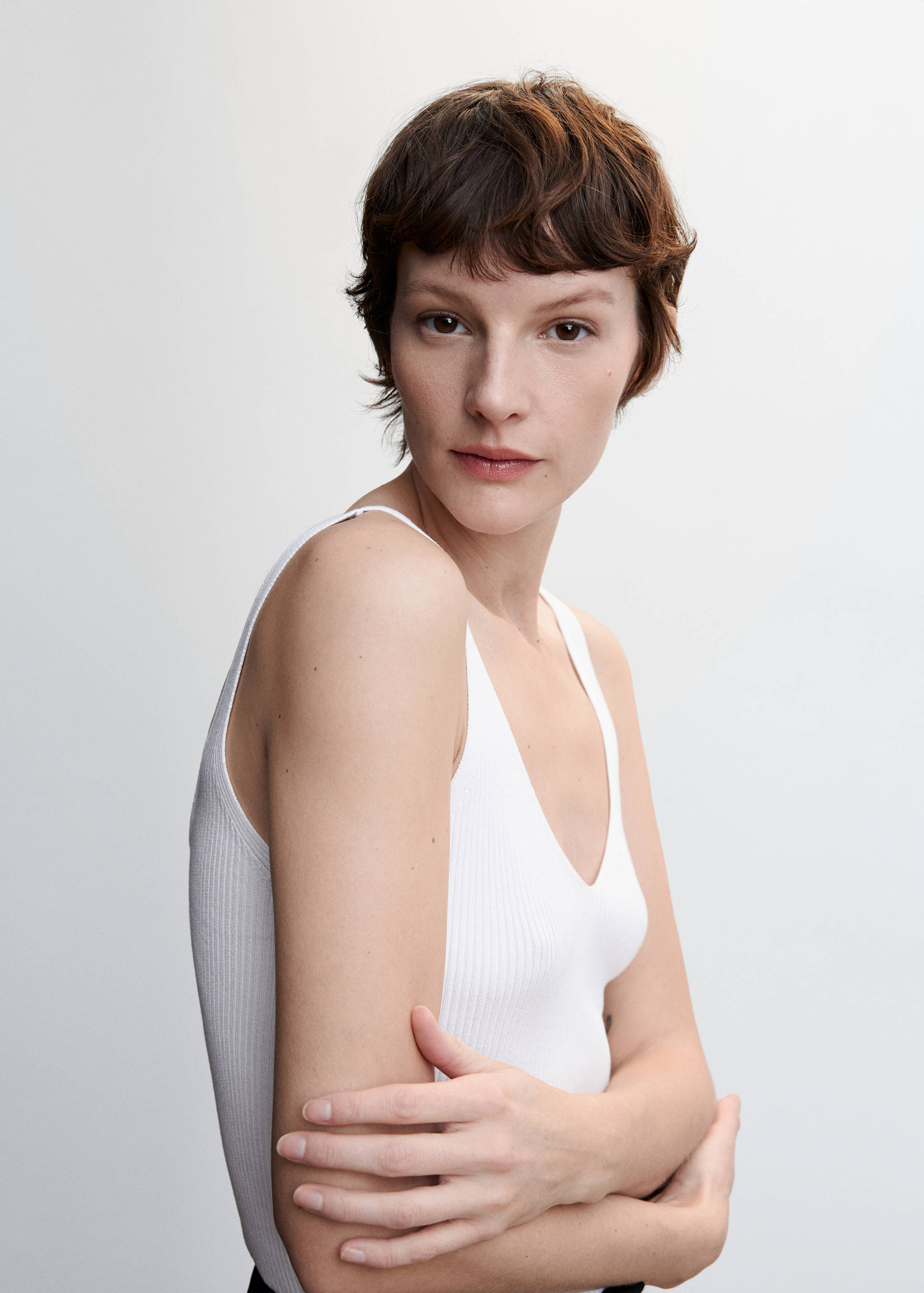 Top punto escote pico - Detalle del artículo 1