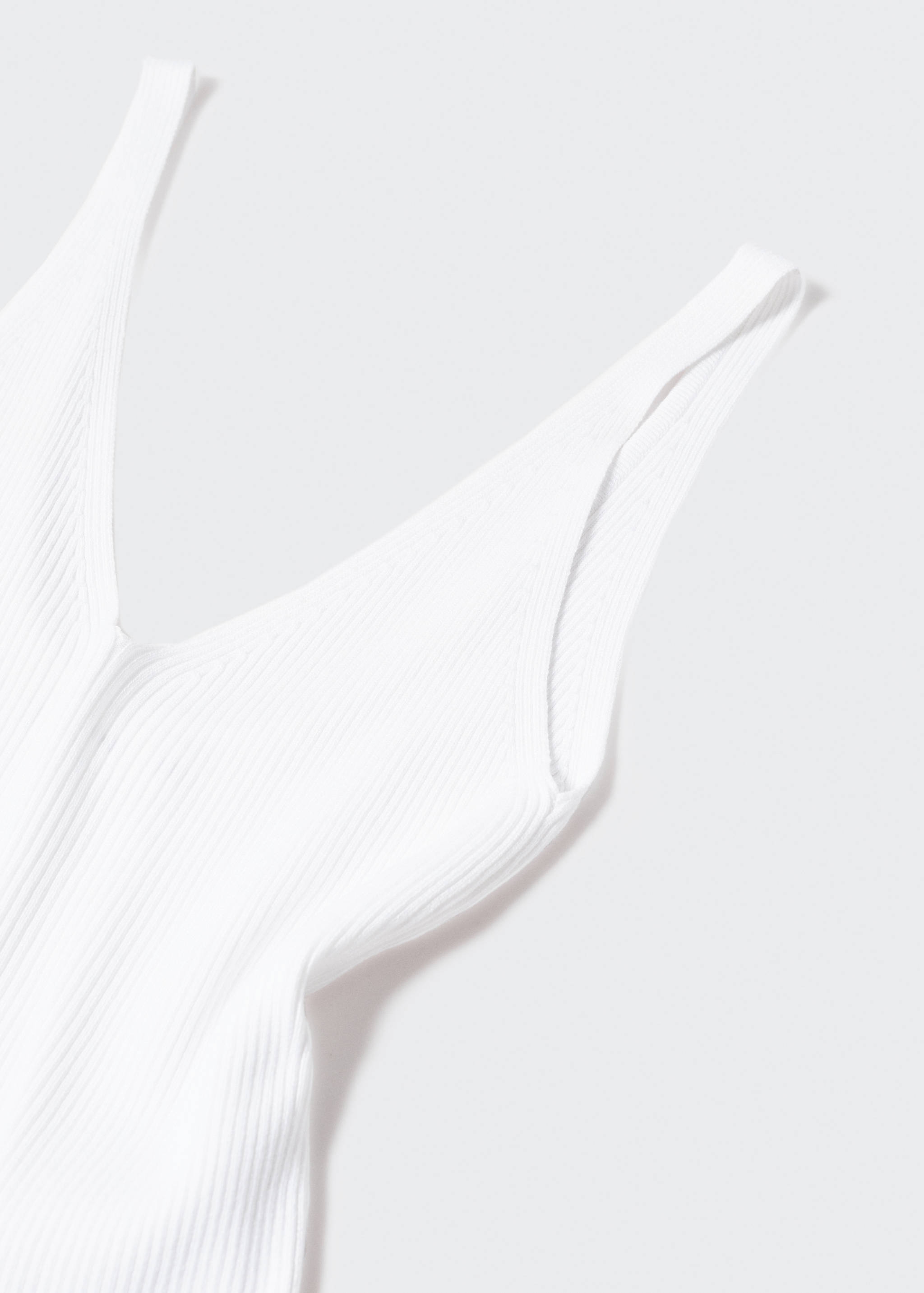 Top punto escote pico - Detalle del artículo 8