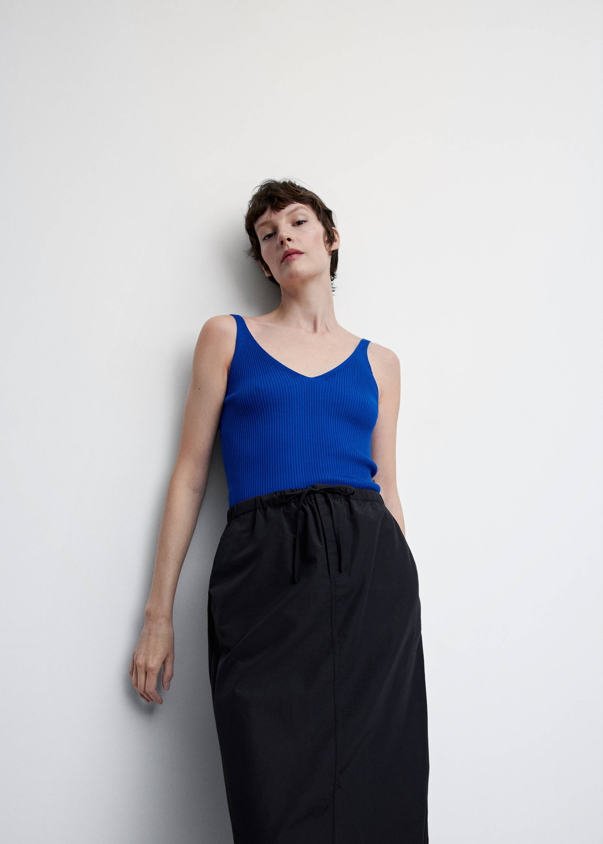 Top punto escote pico - Detalle del artículo 2