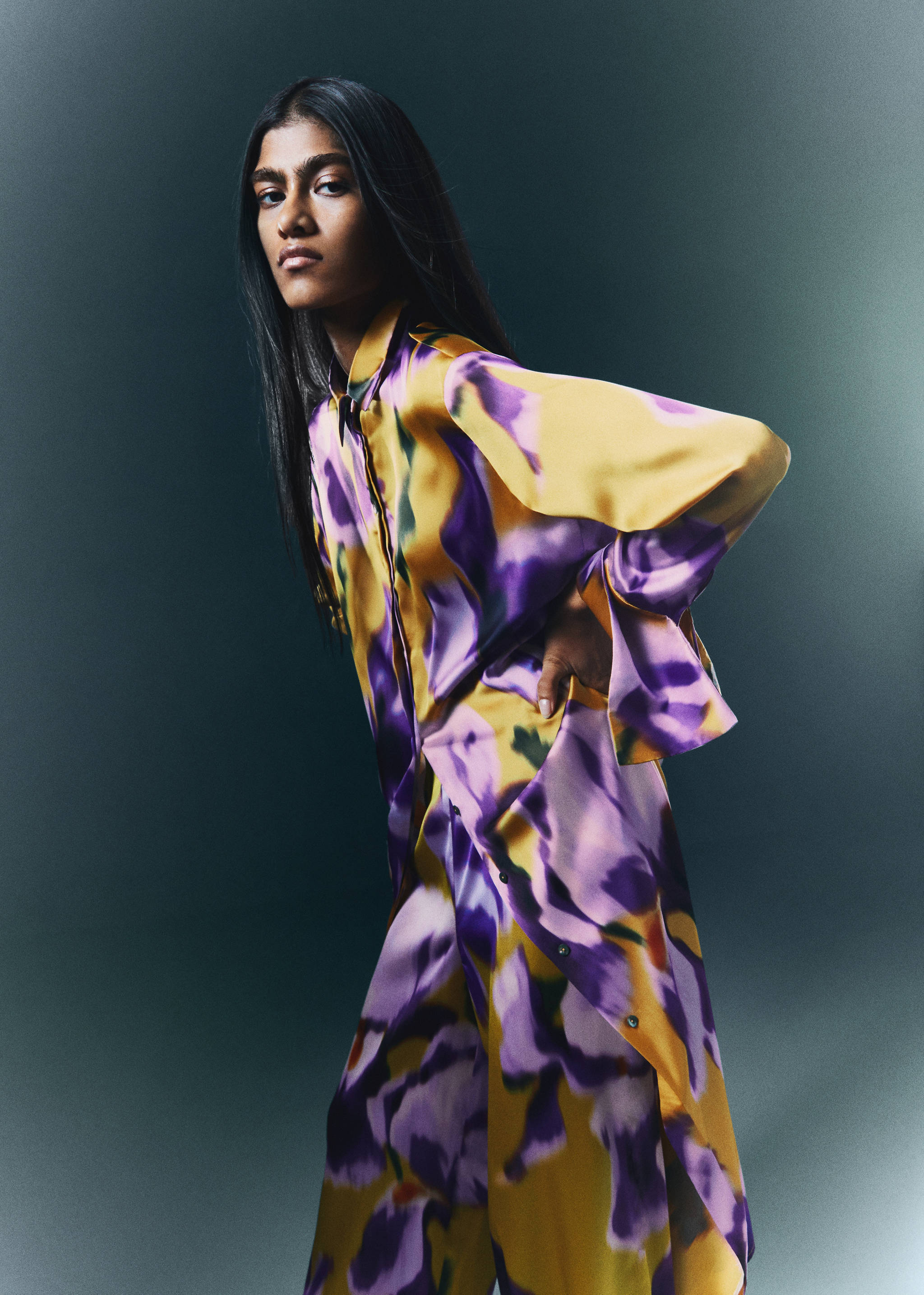 Hemdblusenkleid mit Blumenmotiv - Detail des Artikels 7