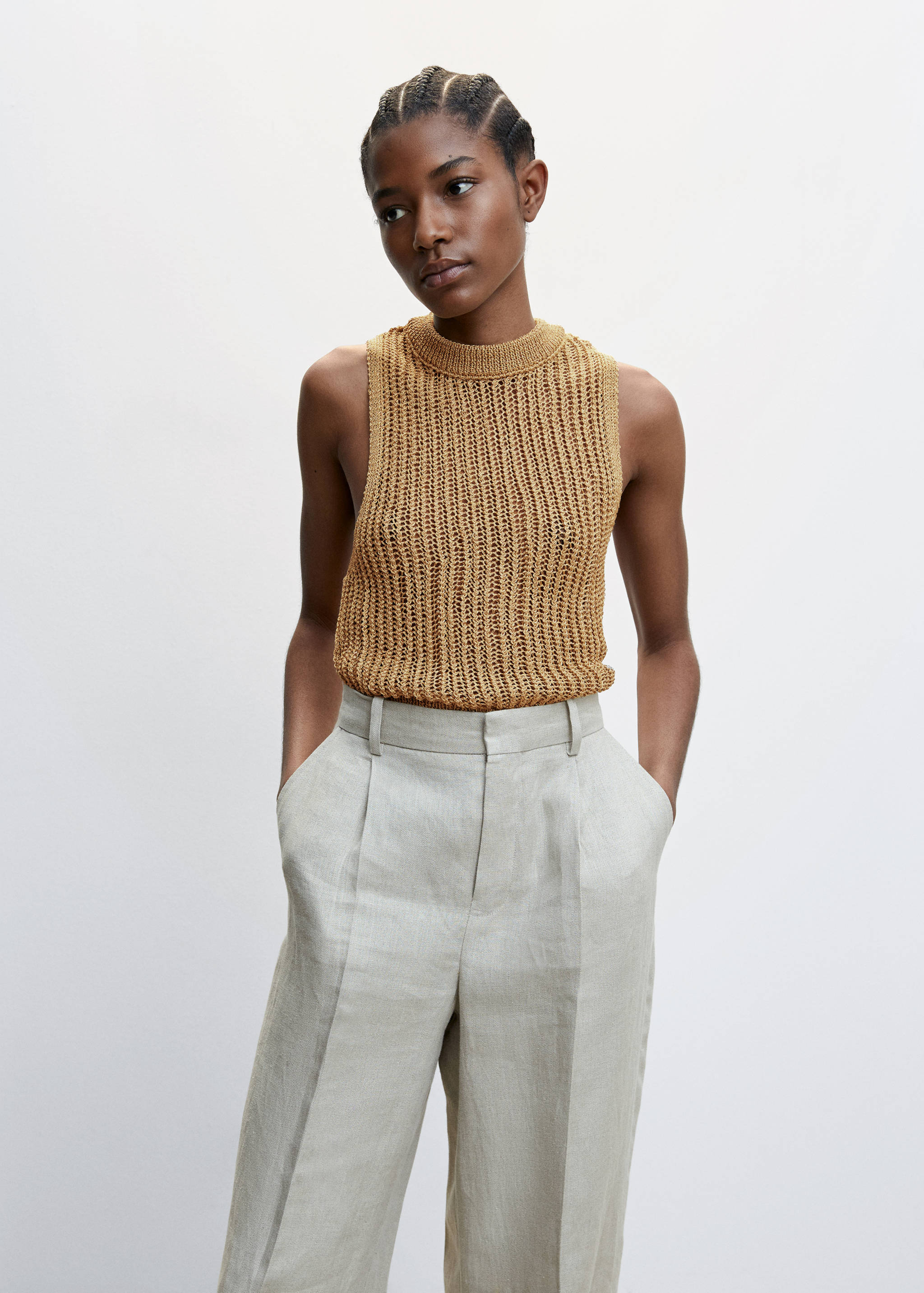 Top de malha com gola perkins - Plano médio