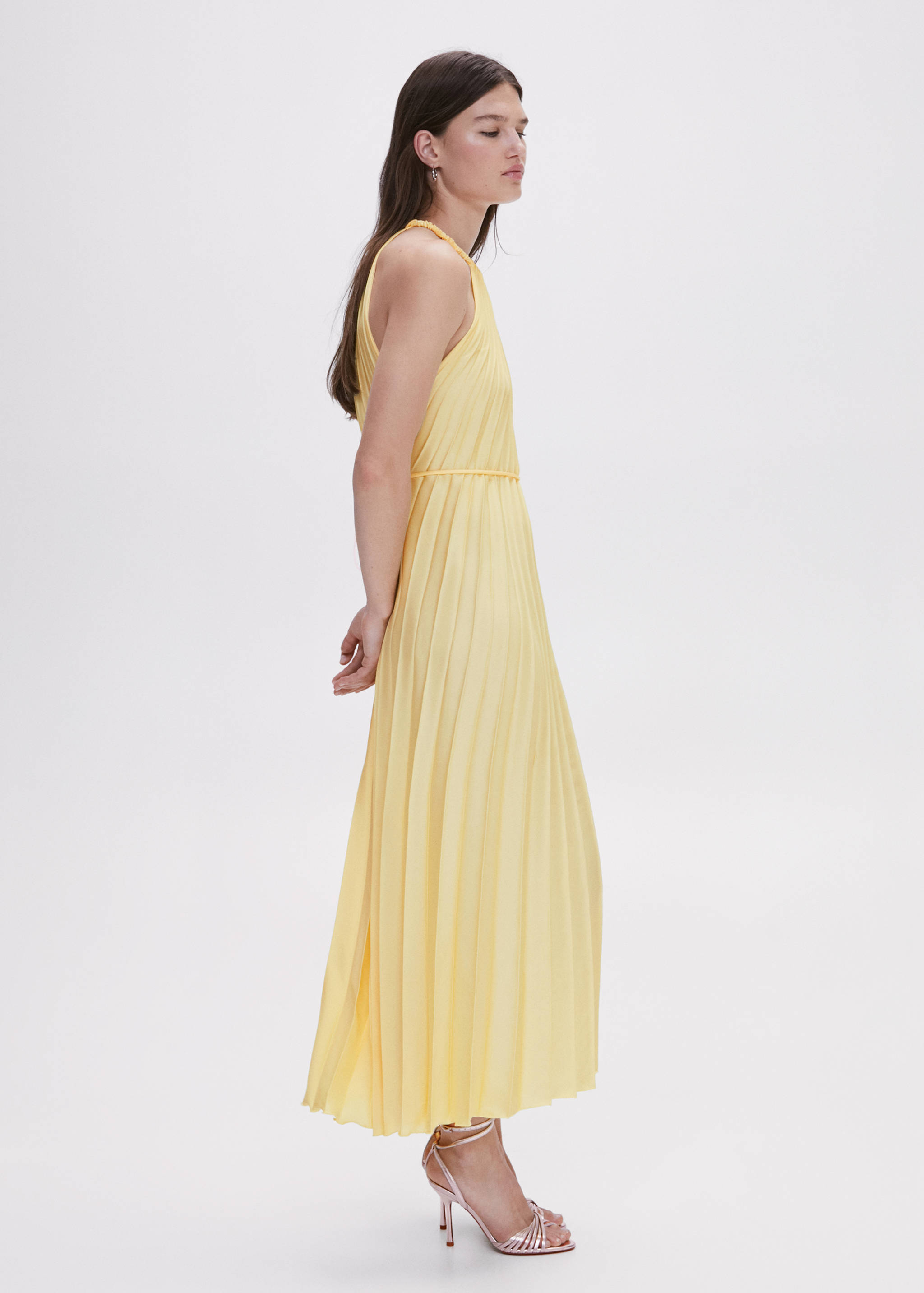 Pleated halter neck dress - Details of the article 4