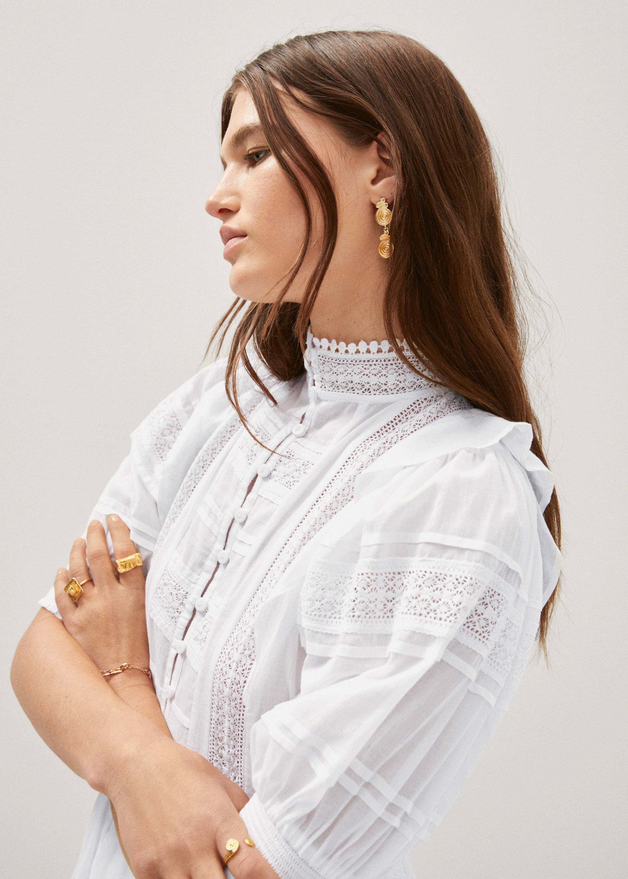 Besticktes Kleid mit Ballonärmeln - Detail des Artikels 1