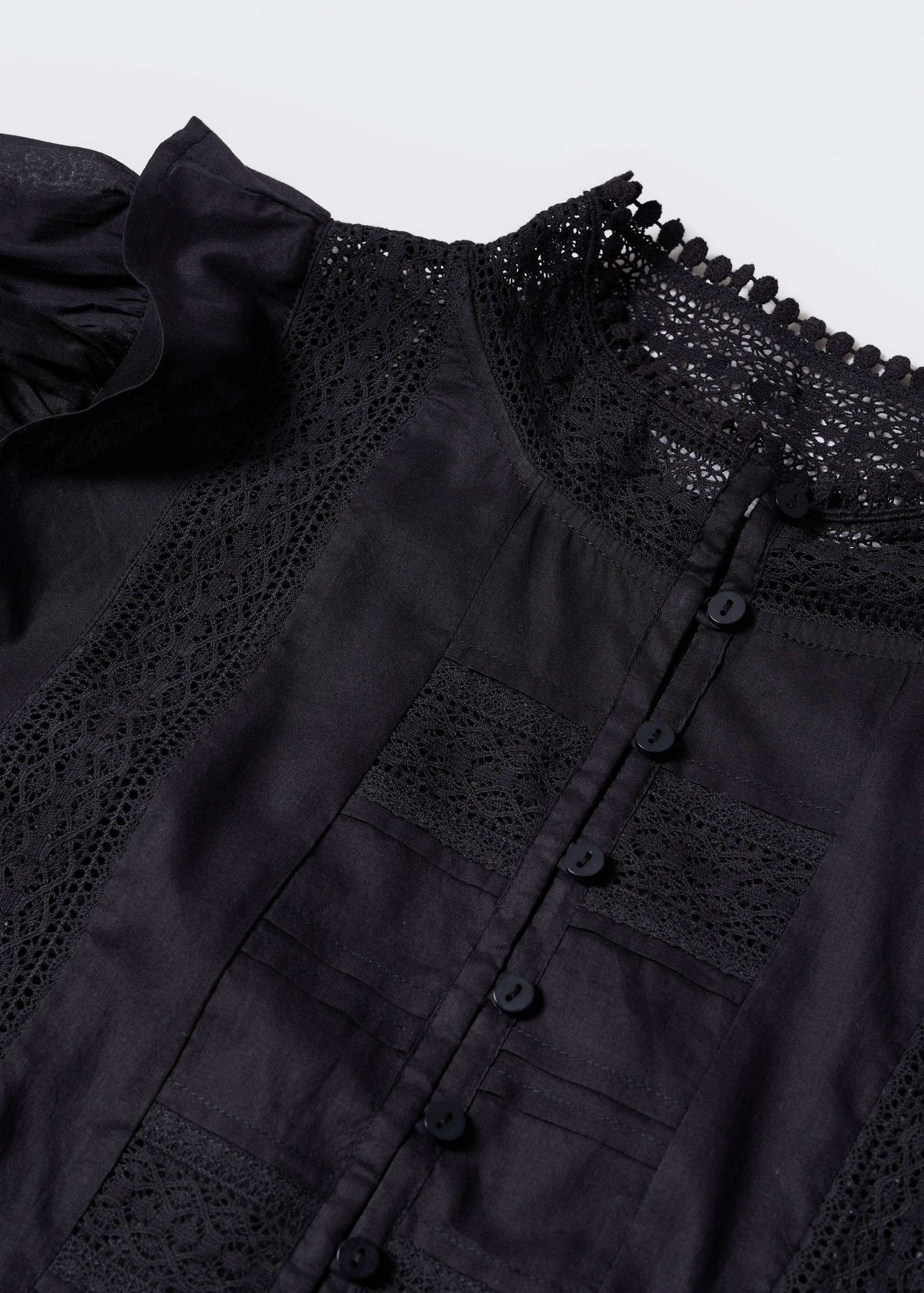 Besticktes Kleid mit Ballonärmeln - Detail des Artikels 8