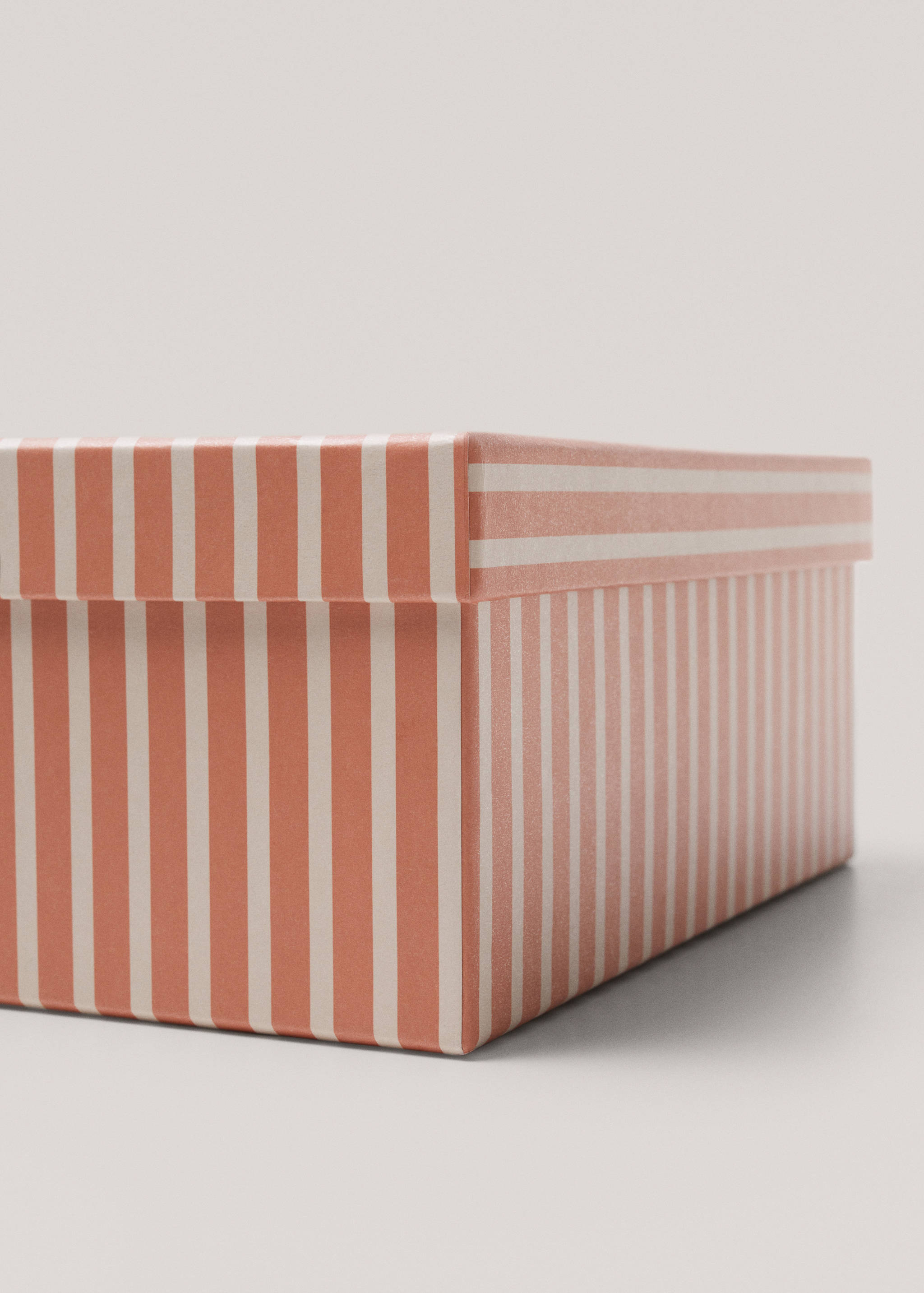 Striped storage box 24x24cm - Details of the article 1