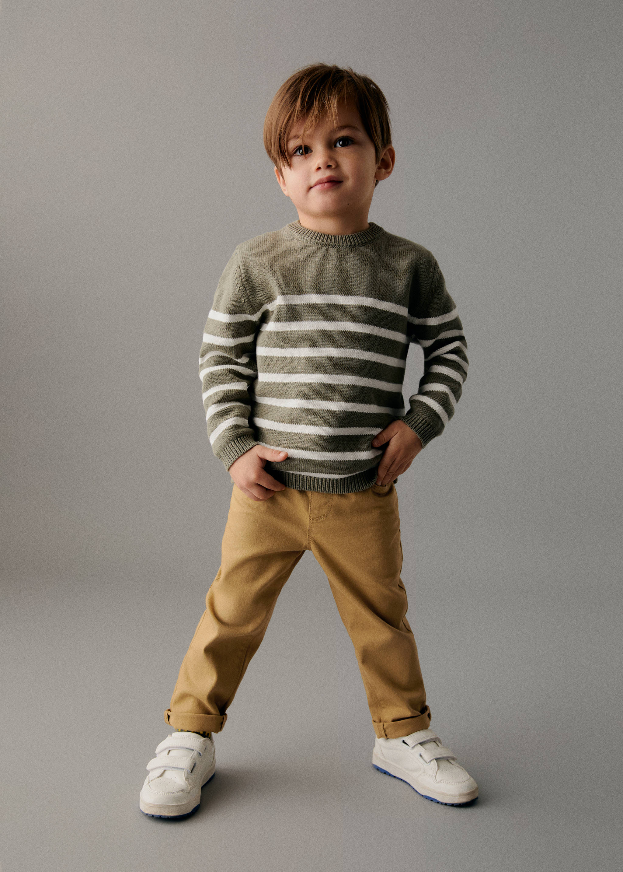 Straight-fit trousers with elastic waist - General plane