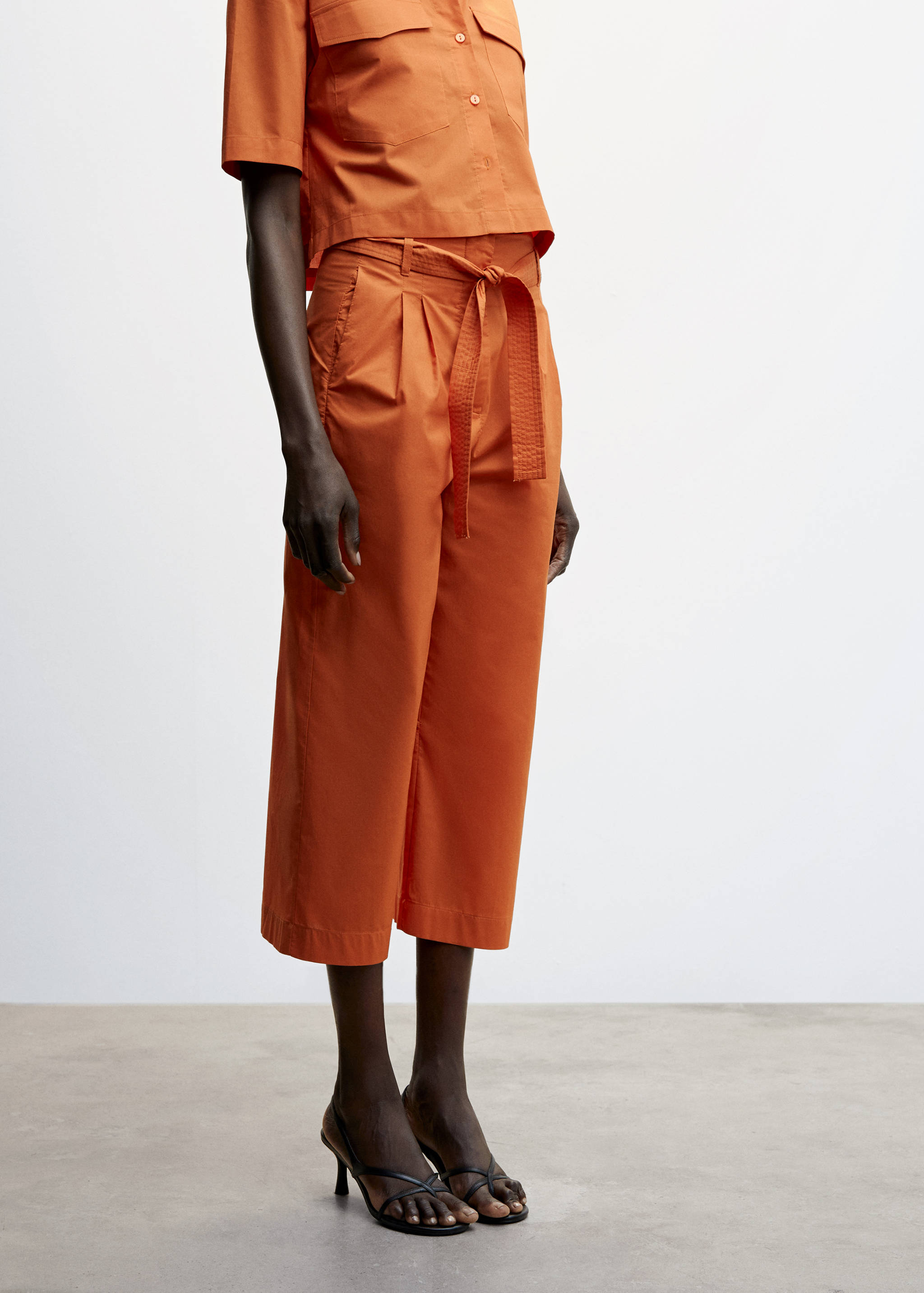 Pleated culottes trousers - Medium plane