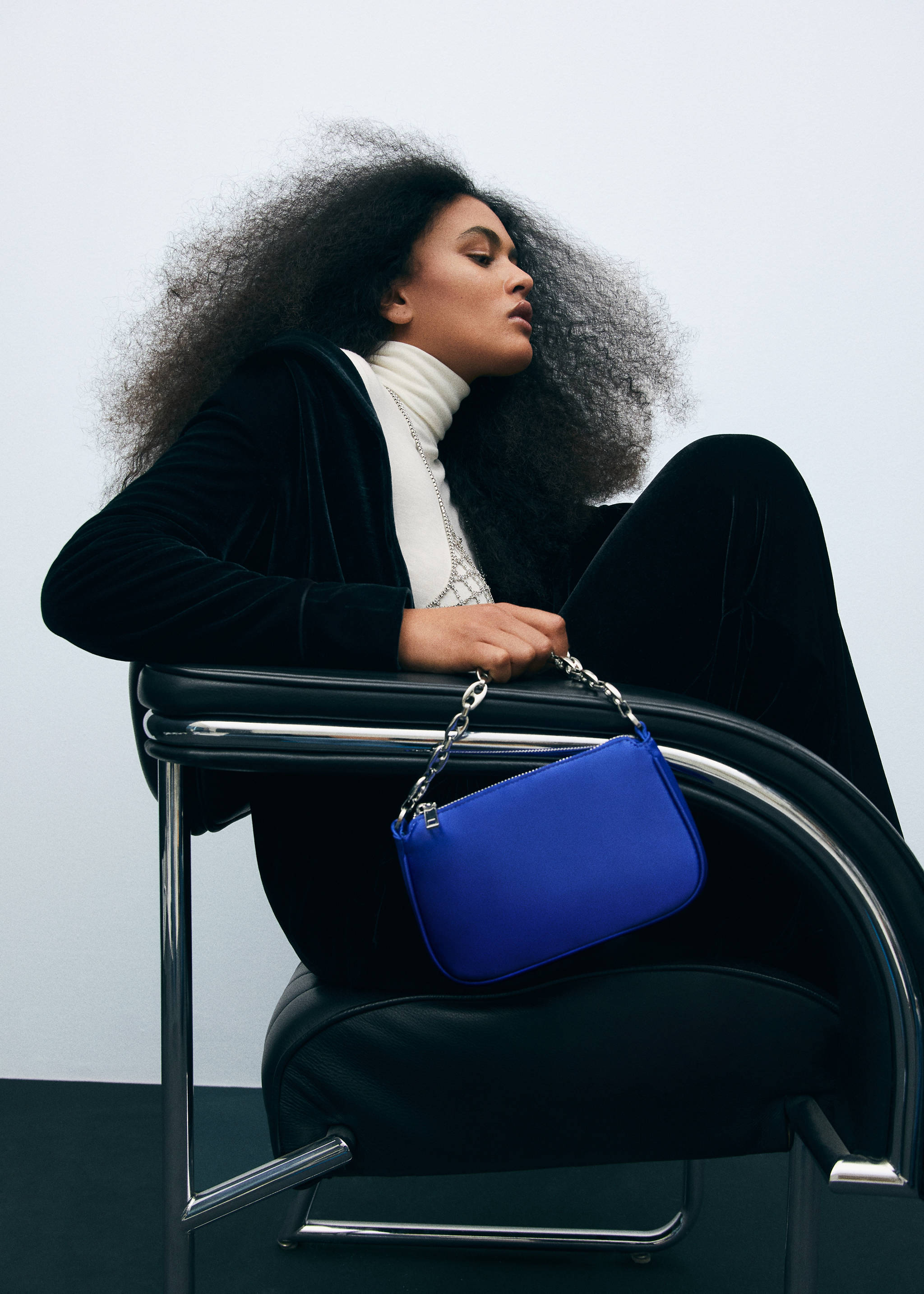 Satin chain bag - General plane