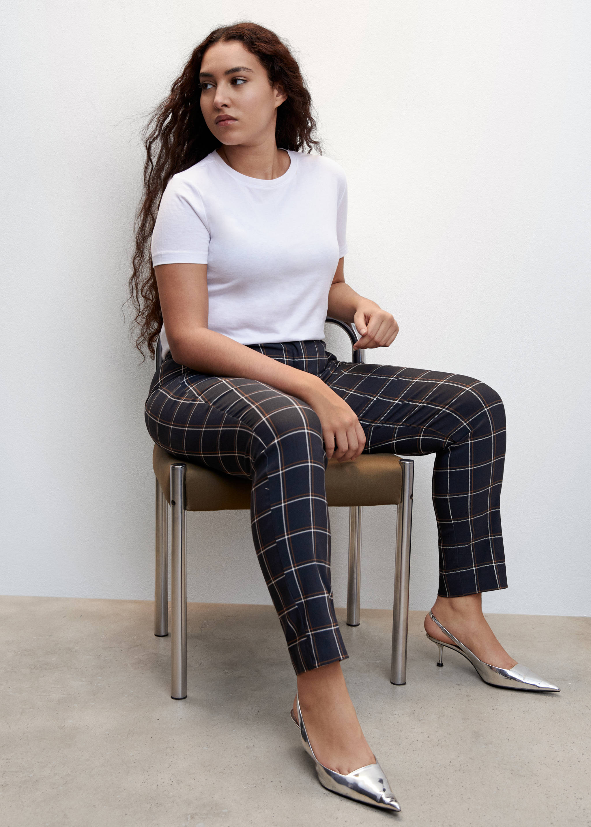 Crop skinny trousers - Details of the article 4