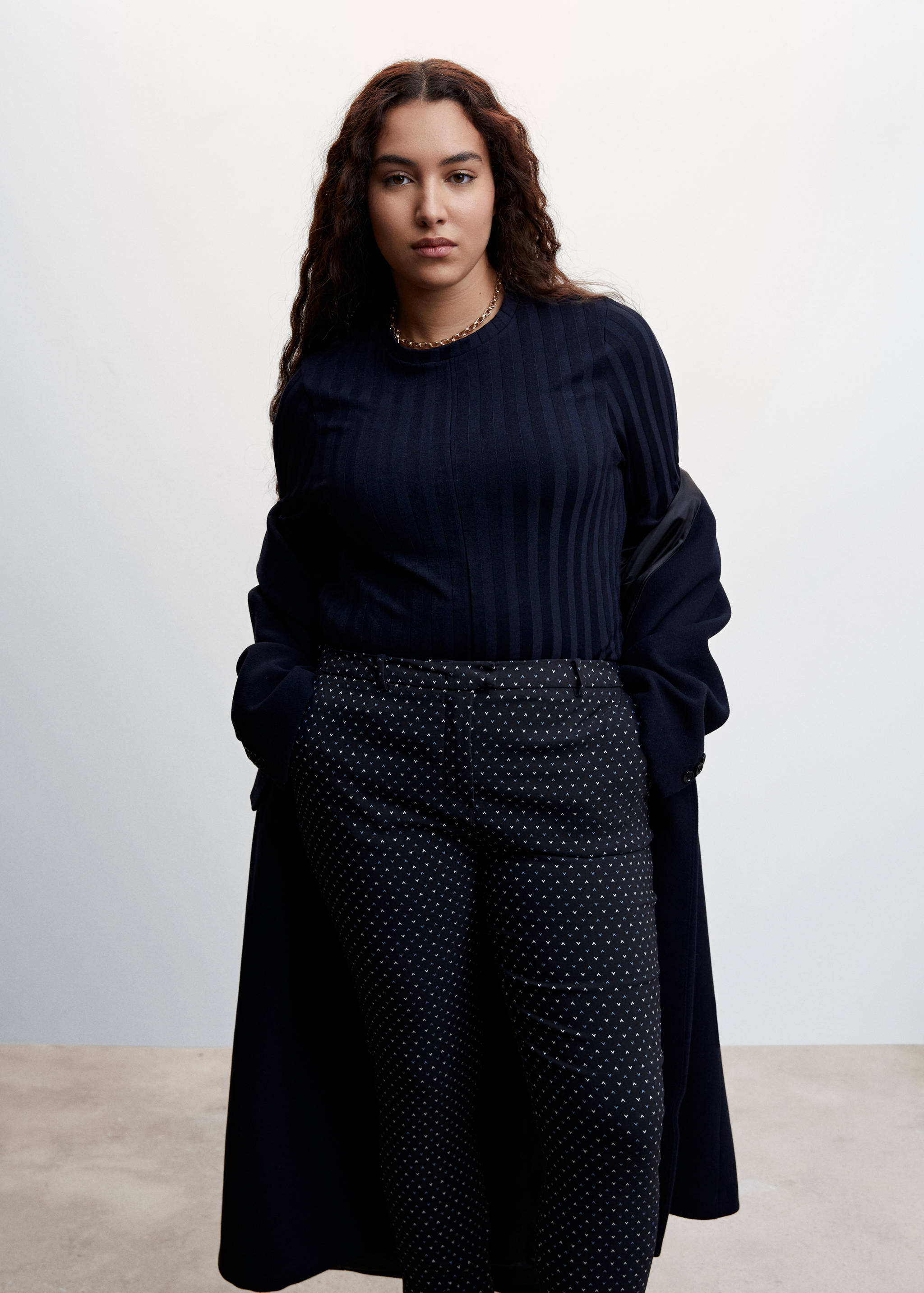 Crop skinny trousers - Details of the article 5