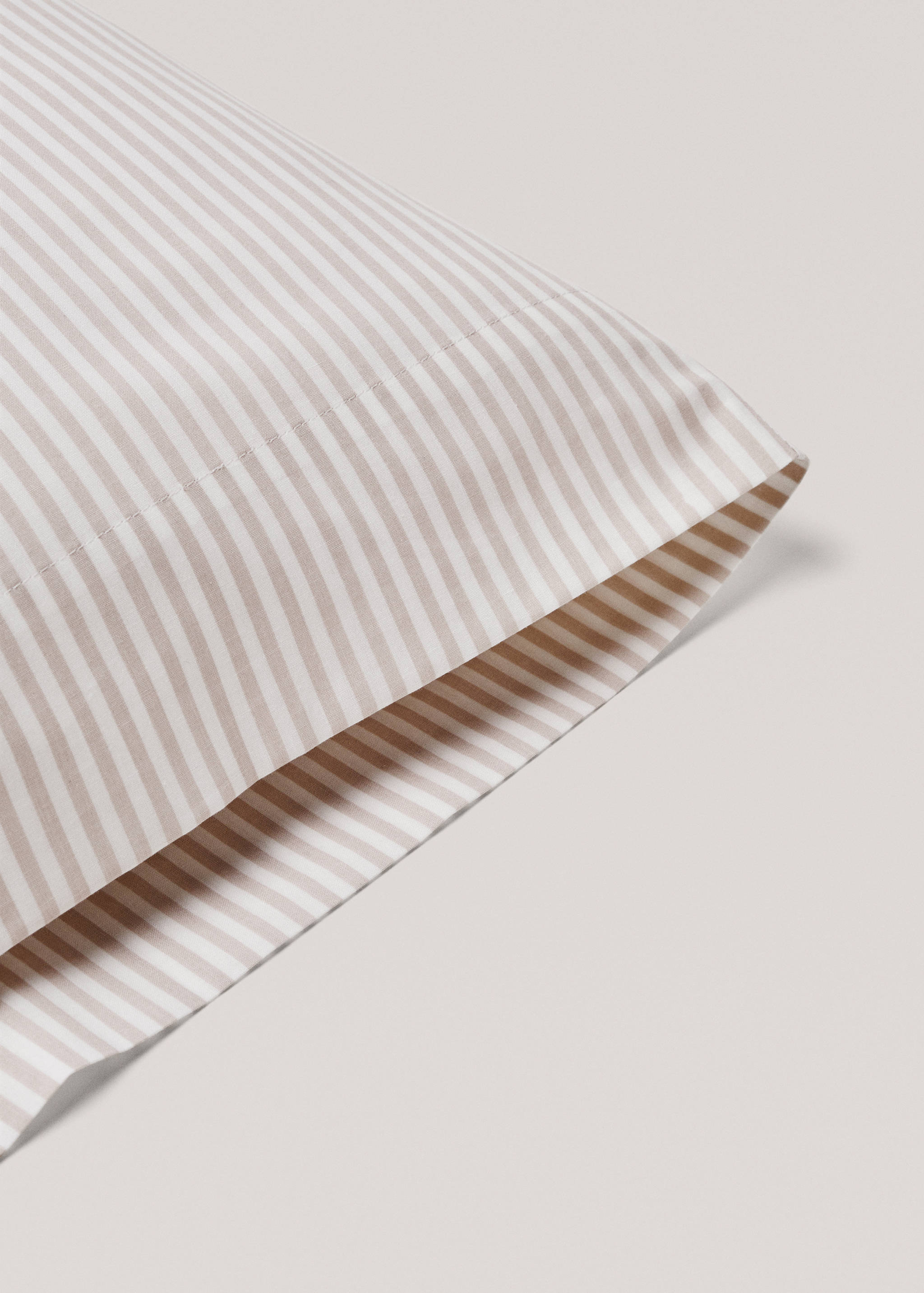 Striped print pillow case 45x110cm - Details of the article 2
