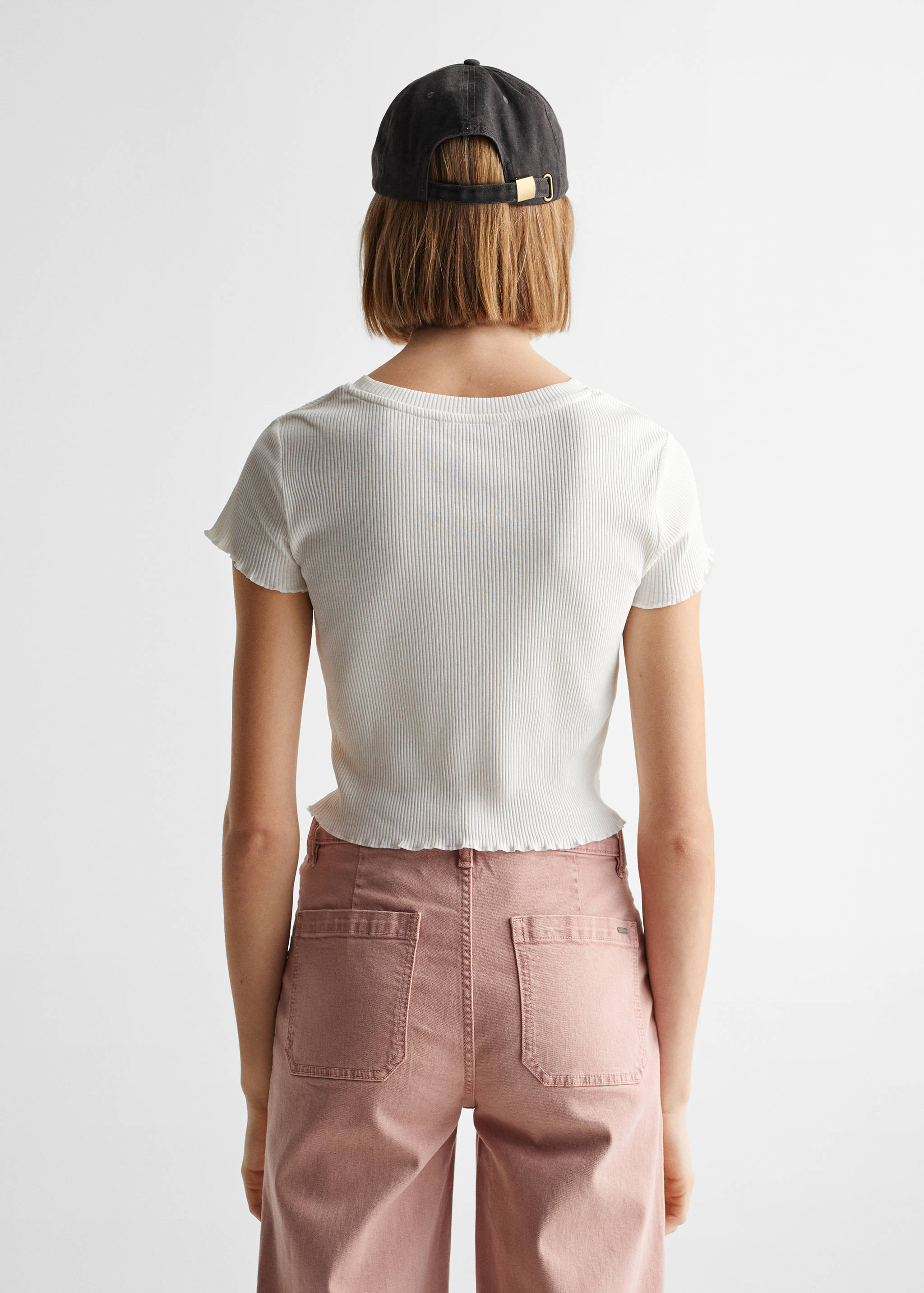 Four pockets - Reverse of the article