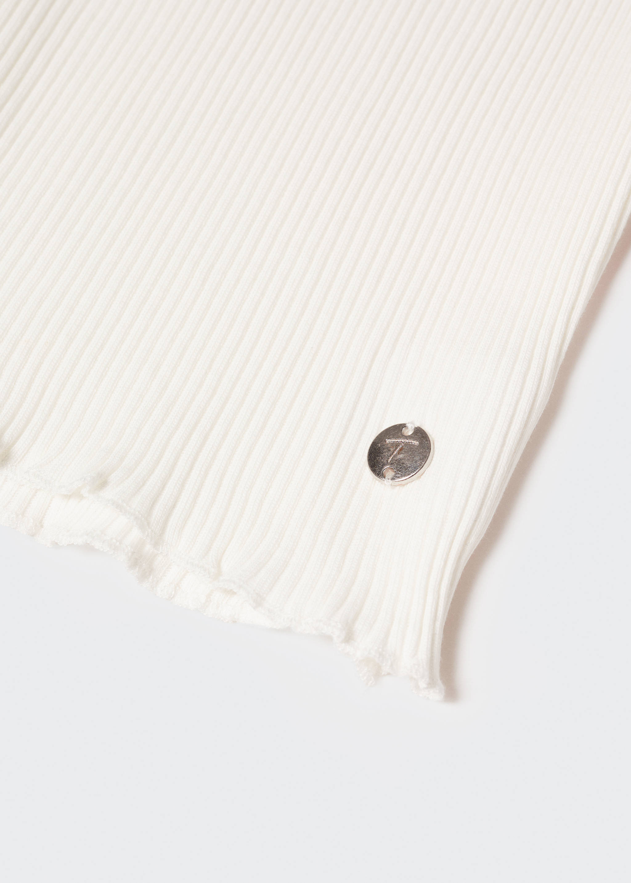 Four pockets - Details of the article 8