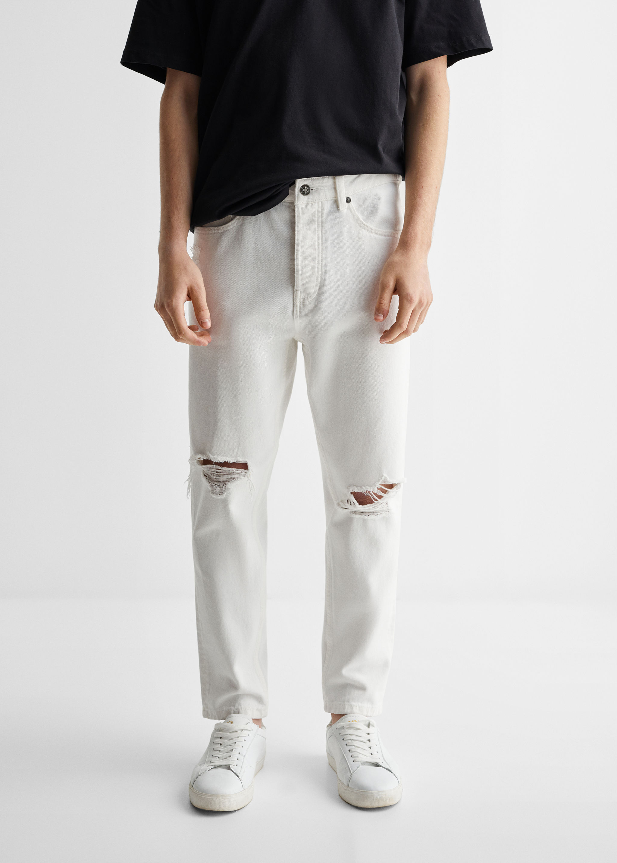 Tapered Fit-Jeans mit Rissen - Detail des Artikels 6