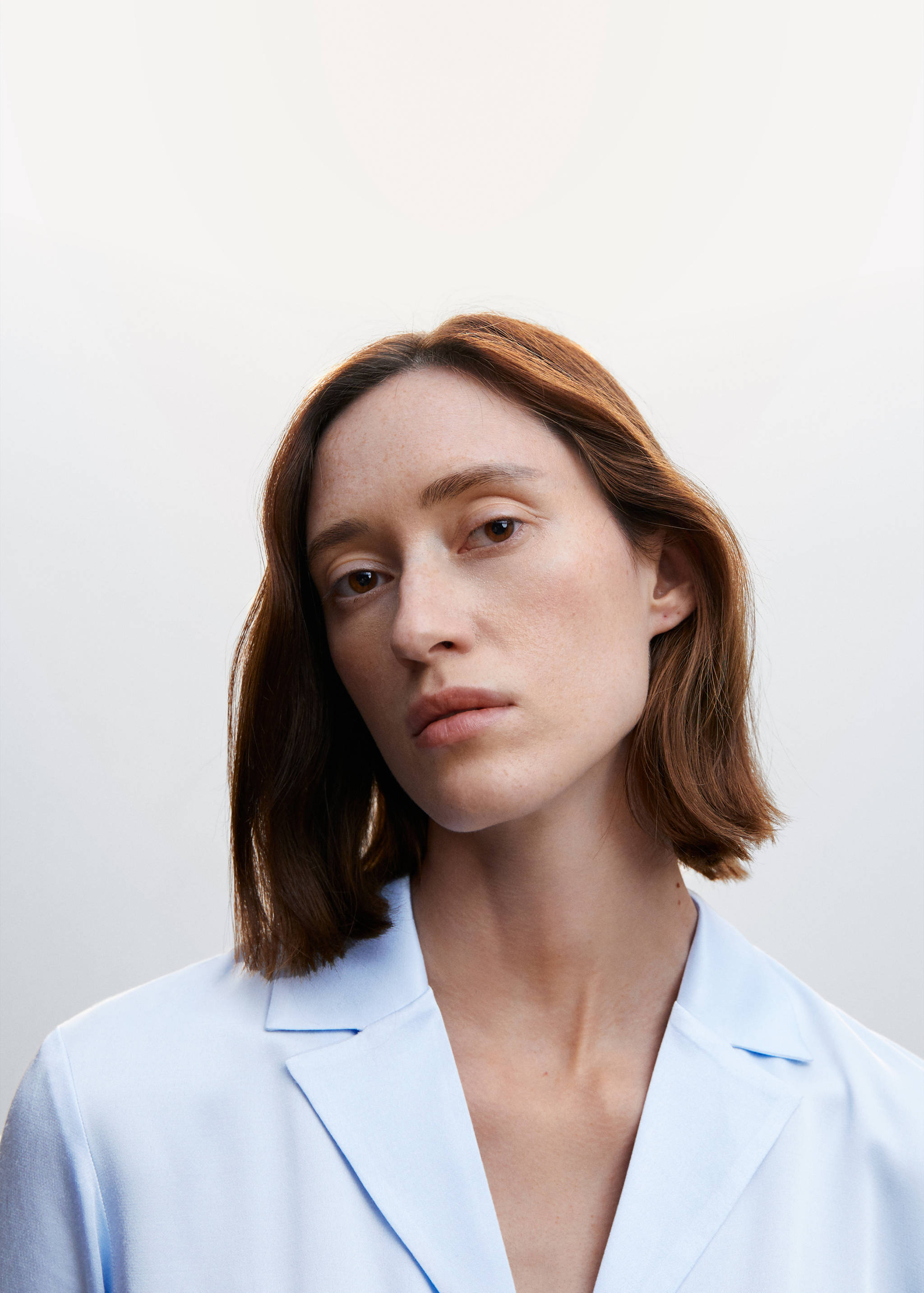 Lapels flowy shirt - Details of the article 1